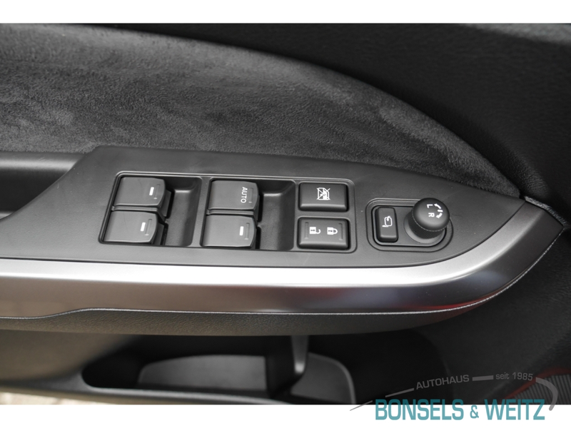 Suzuki Vitara Comort 1.4 Mild-Hybrid + 6AT Navi LED Klimaautom D — photo 22