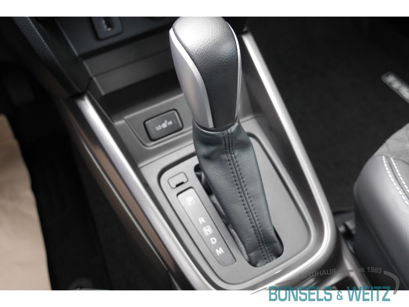 Suzuki Vitara Comort 1.4 Mild-Hybrid + 6AT Navi LED Klimaautom D — photo 18