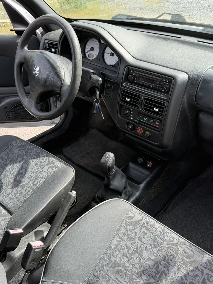 Peugeot 106 1.4i Quicksilver, foto 5