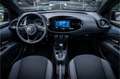 Toyota Aygo X 1.0 VVT-i S-CVT Play ** Navigatie ** Camera ** LM Schwarz - thumbnail 2