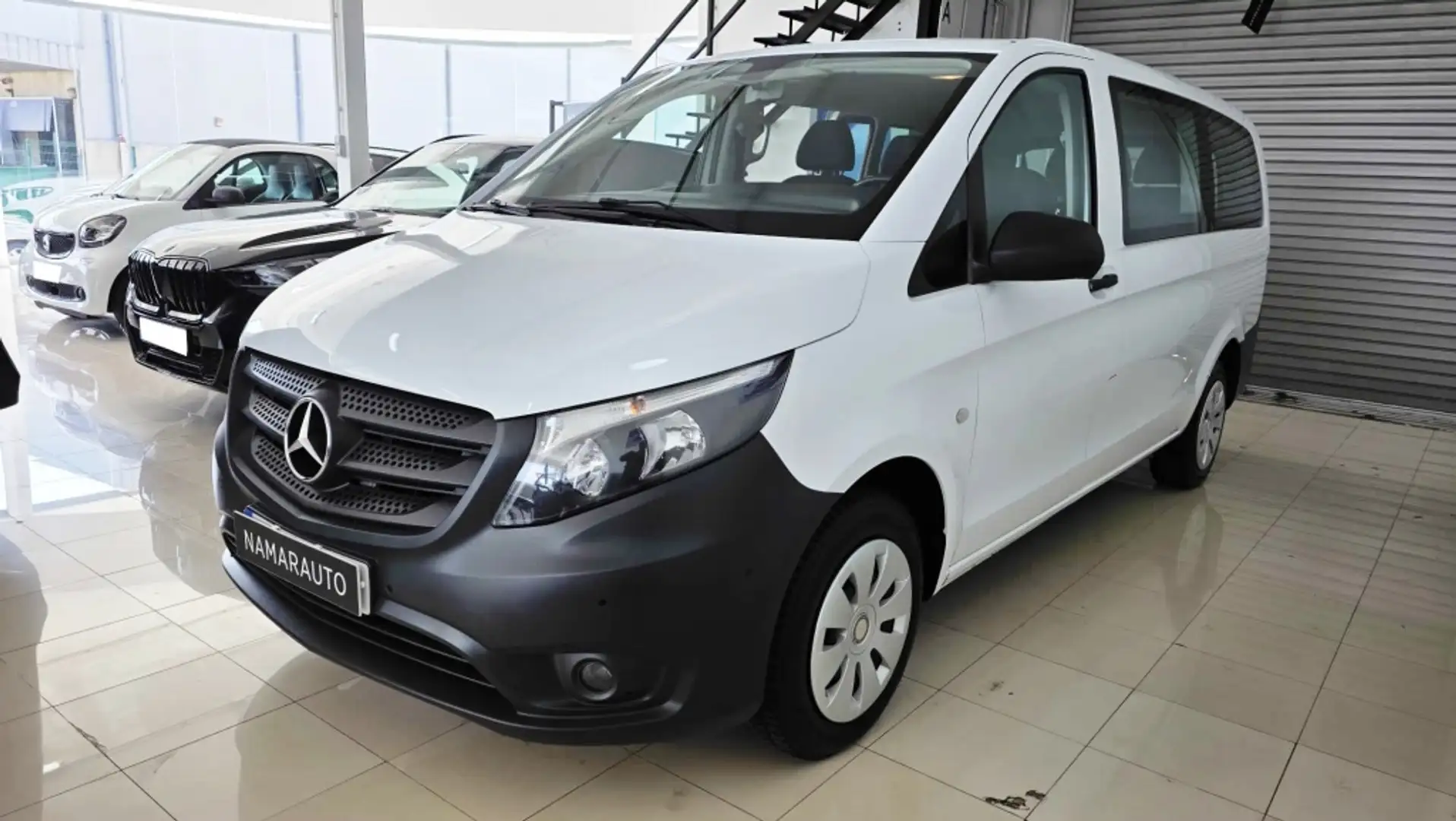 Mercedes-Benz Vito Tourer 114 CDI Pro Larga Blanco - 1