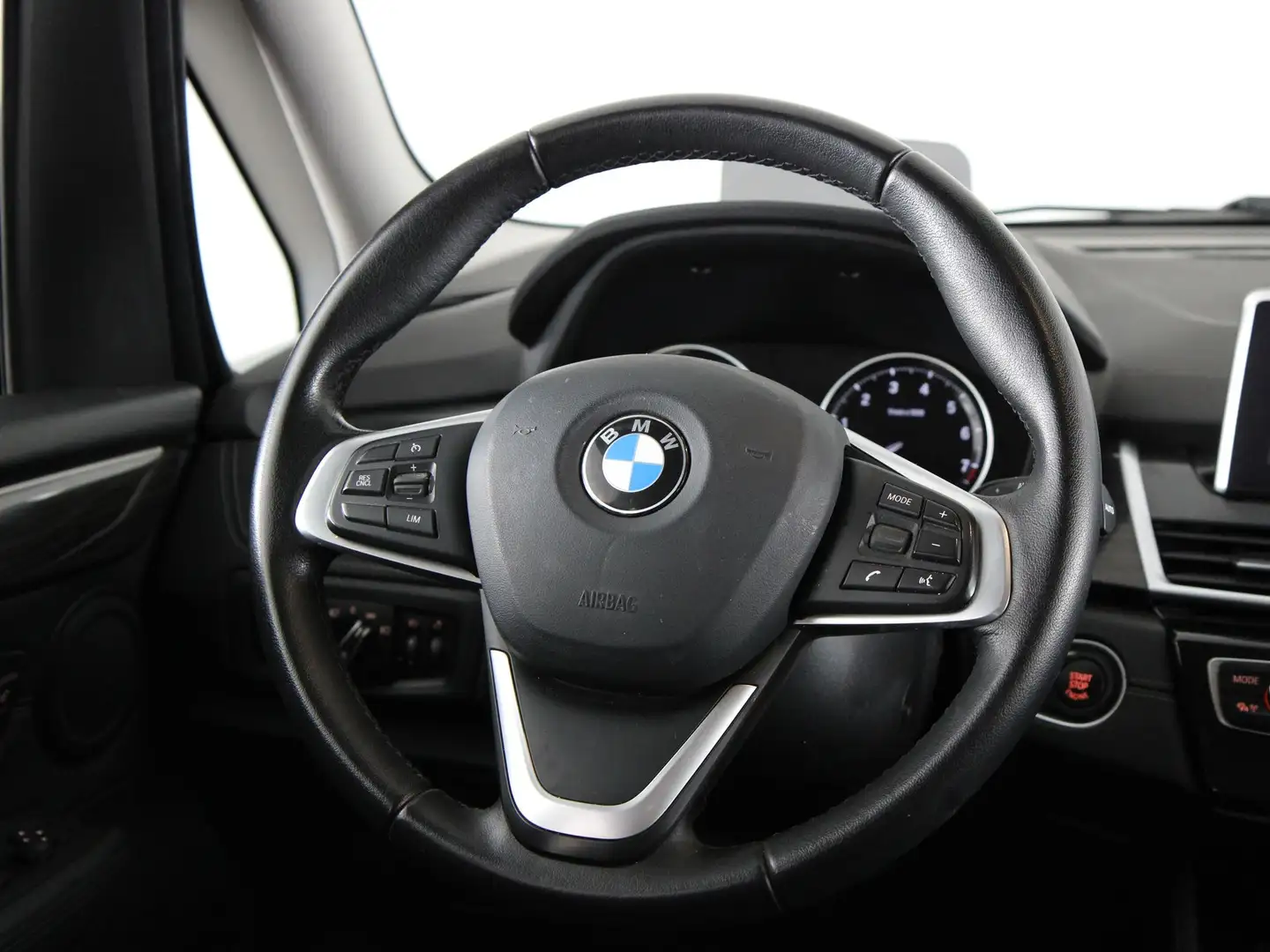 BMW 216 2 Serie 216i 7p. Gran Tourer Luxury Line Zwart - 2