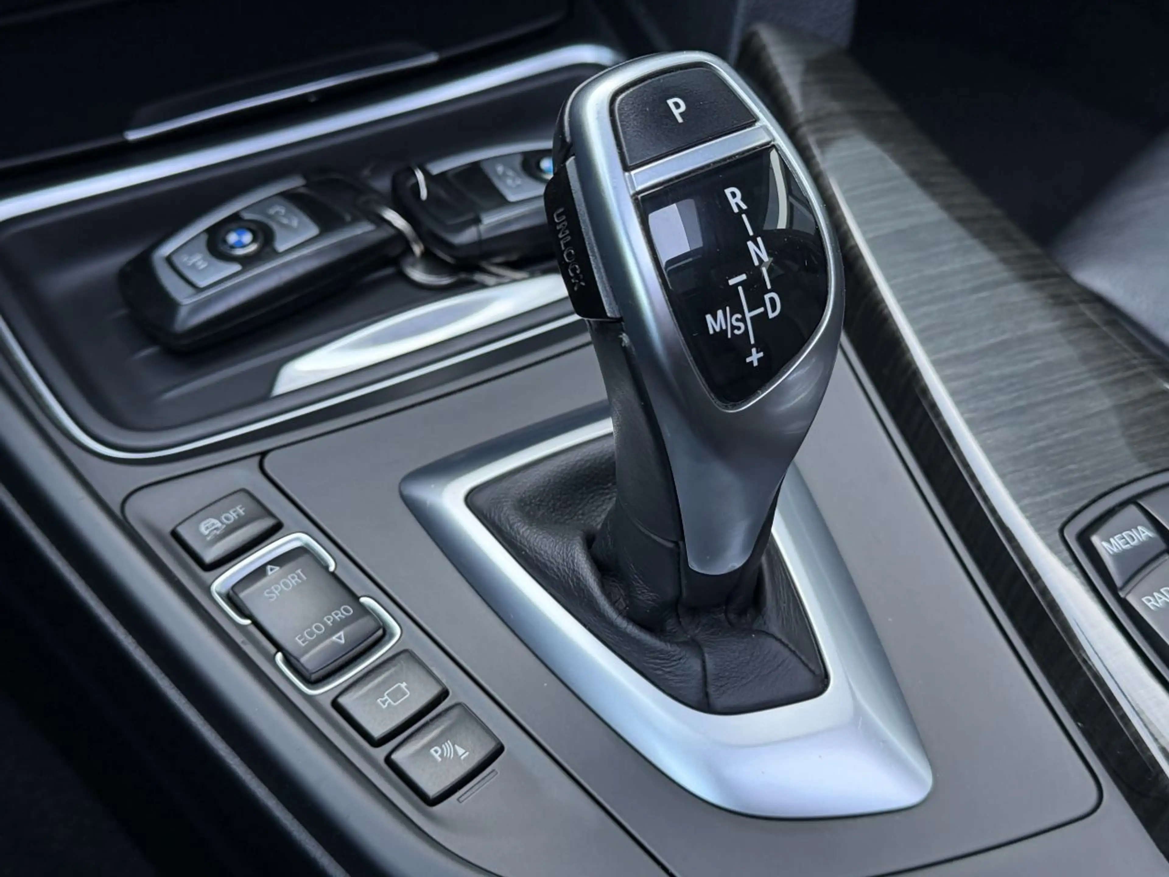 BMW 328 3-serie 328i High Executive Hade-Up Panorama Leer — photo 15