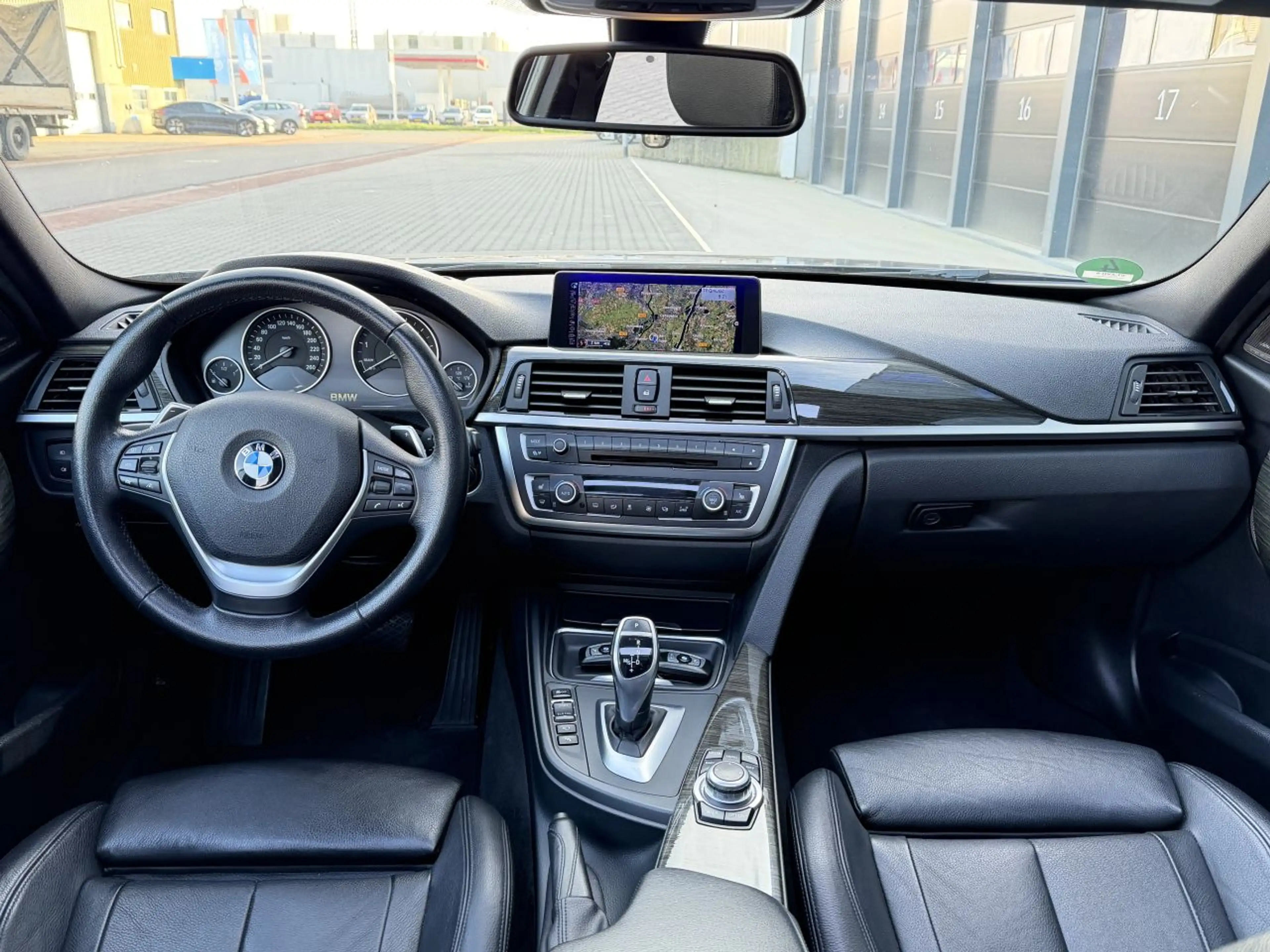 BMW 328 3-serie 328i High Executive Hade-Up Panorama Leer — photo 7