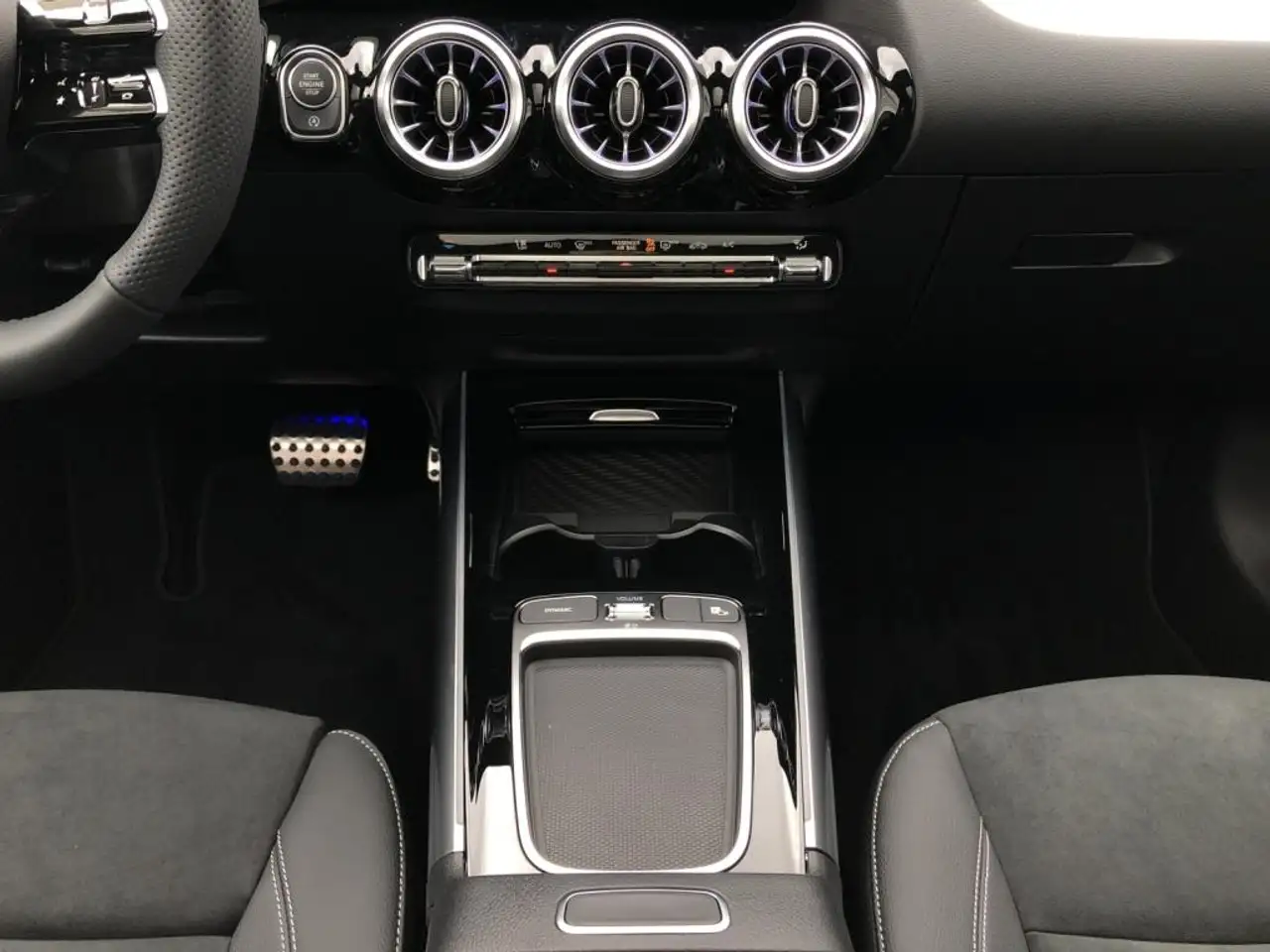 Mercedes-Benz GLA 2026 — фото 15