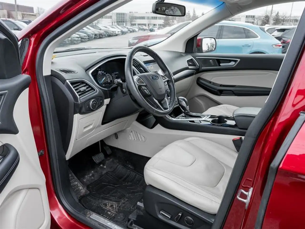 Ford Edge снимка Ford Edge