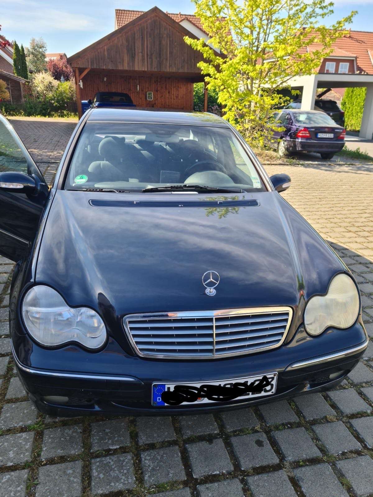 Second hand Mercedes Benz C-Class 