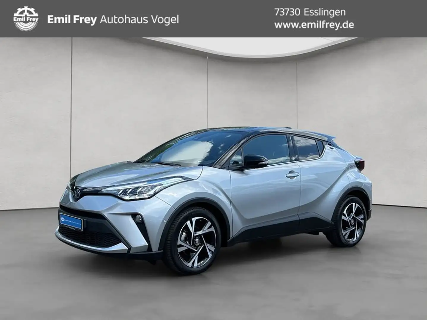 Toyota C-HR 2.0 Hybrid Team Deutschland Zilver - 1