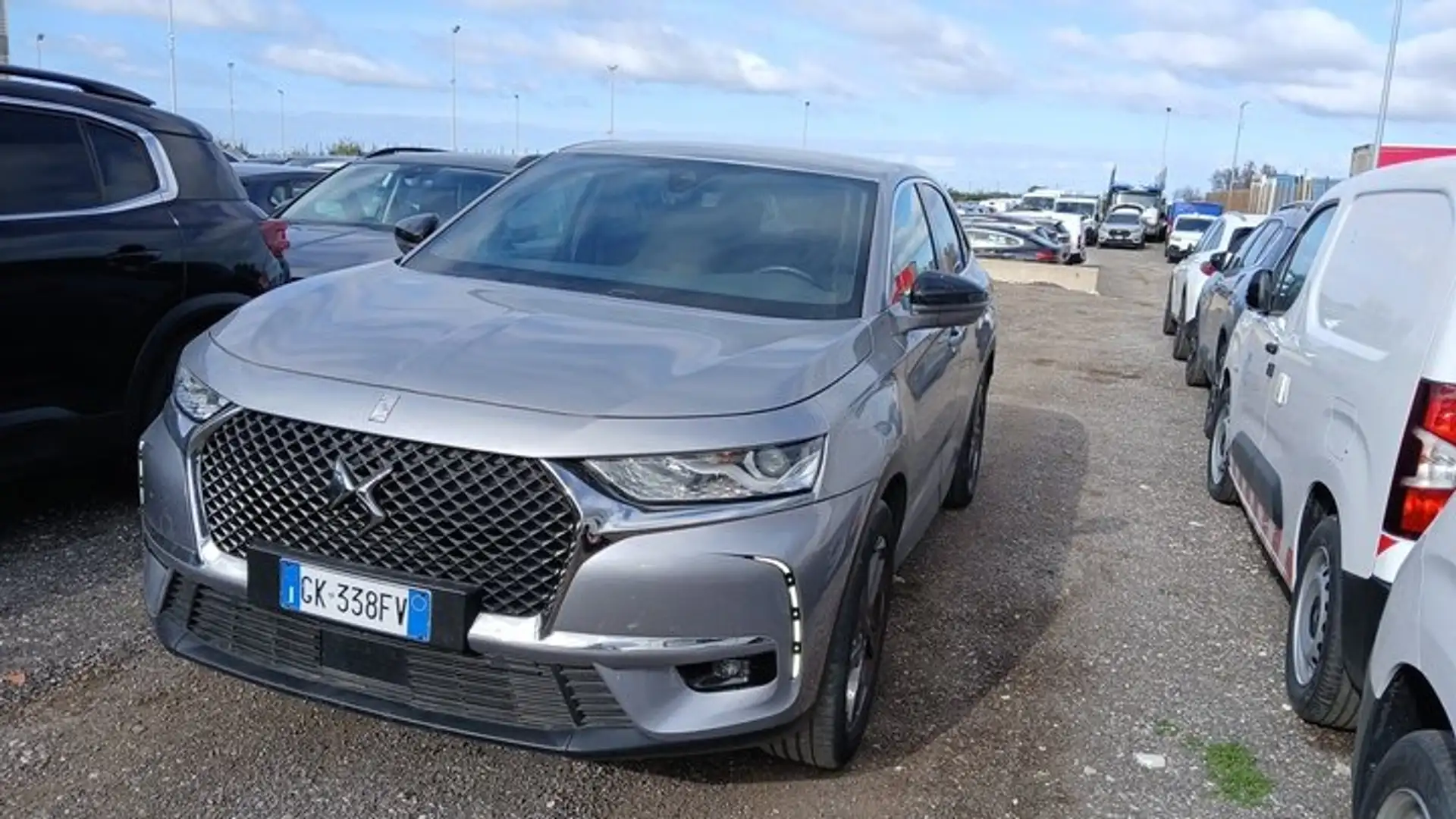 DS Automobiles DS 7 Crossback DS7 1.5 bluehdi Business 130cv auto GK338FV Grigio - 2
