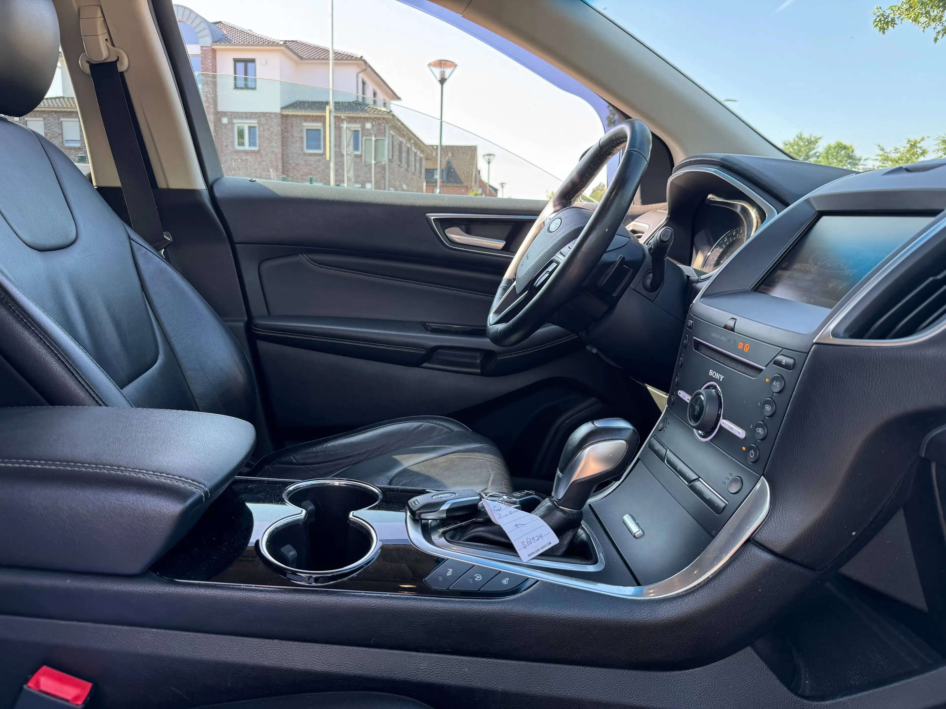 Ford Edge Titanium 4x4-Automatik-Leder AHK-NAV ACC-SHZ-LED — photo 14
