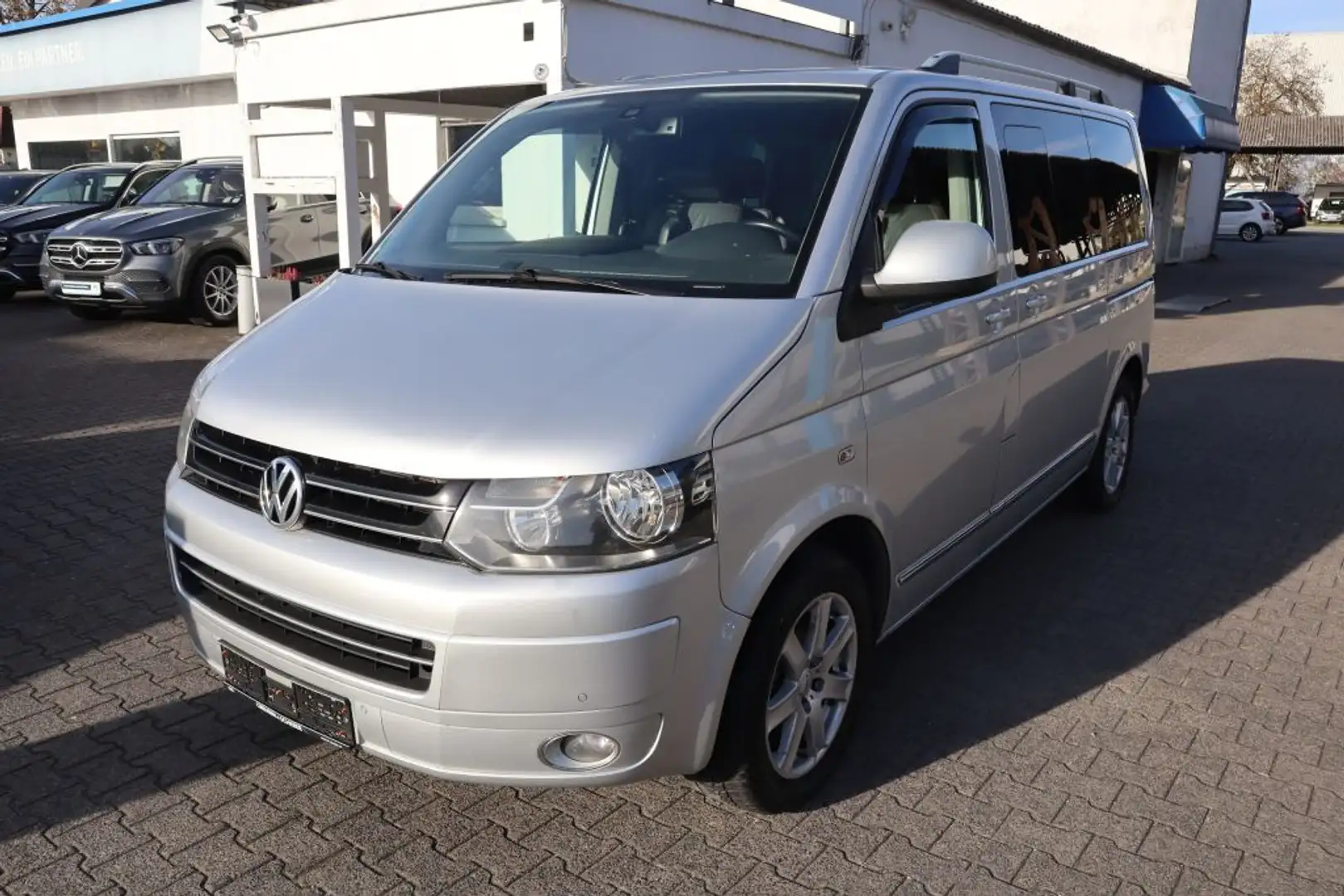 Volkswagen Transporter Multivan DSG Highline|AHK|NAVI|R-CAM|SHZG| - 1
