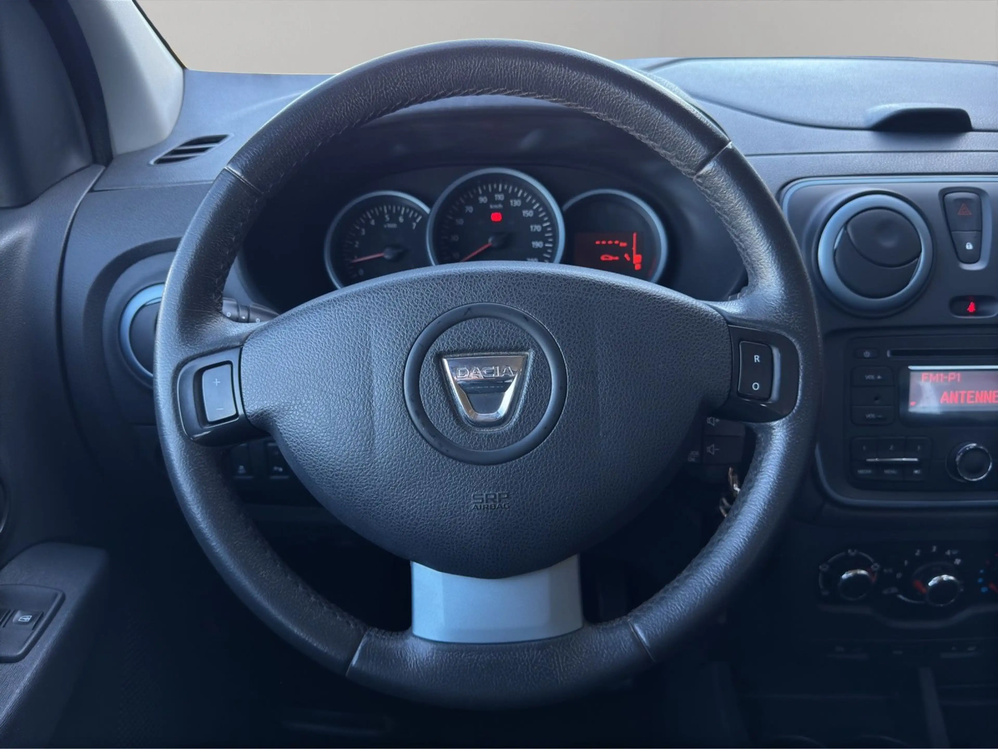 Dacia Lodgy Stepway *Tempomat*Bluetooth*Klimaanlage* — photo 15