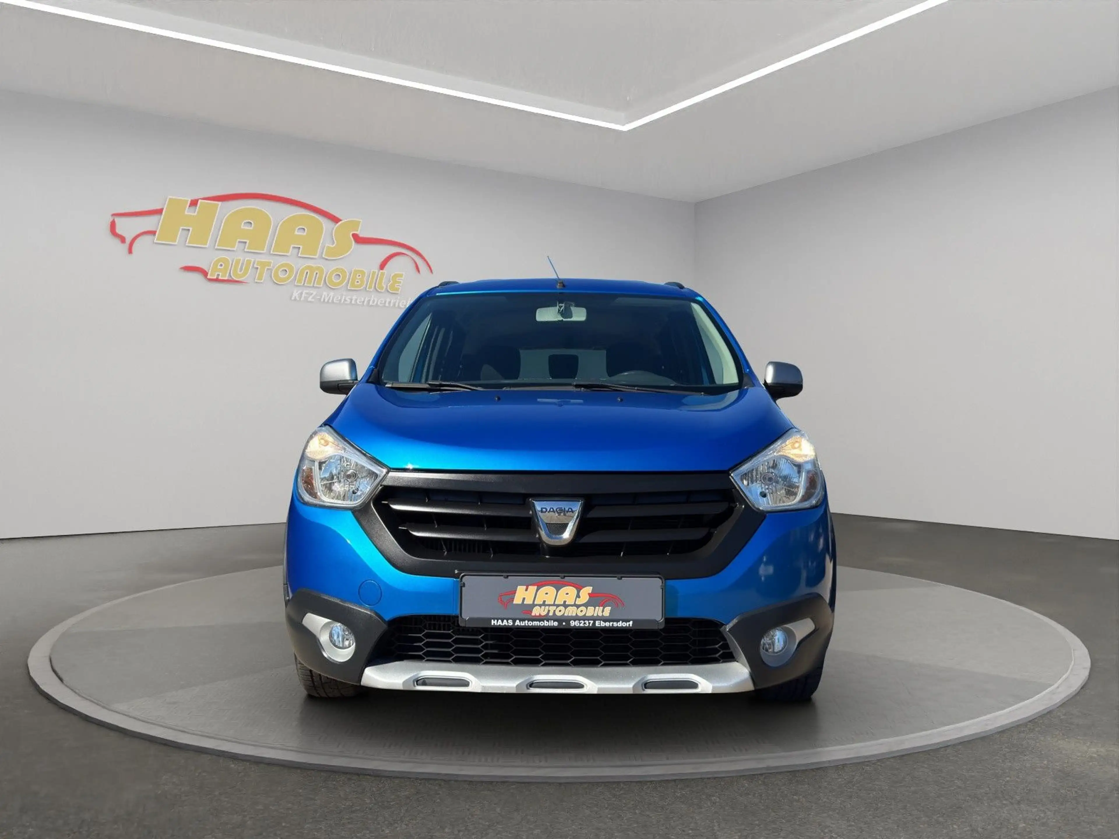 Dacia Lodgy Stepway *Tempomat*Bluetooth*Klimaanlage* — photo 2
