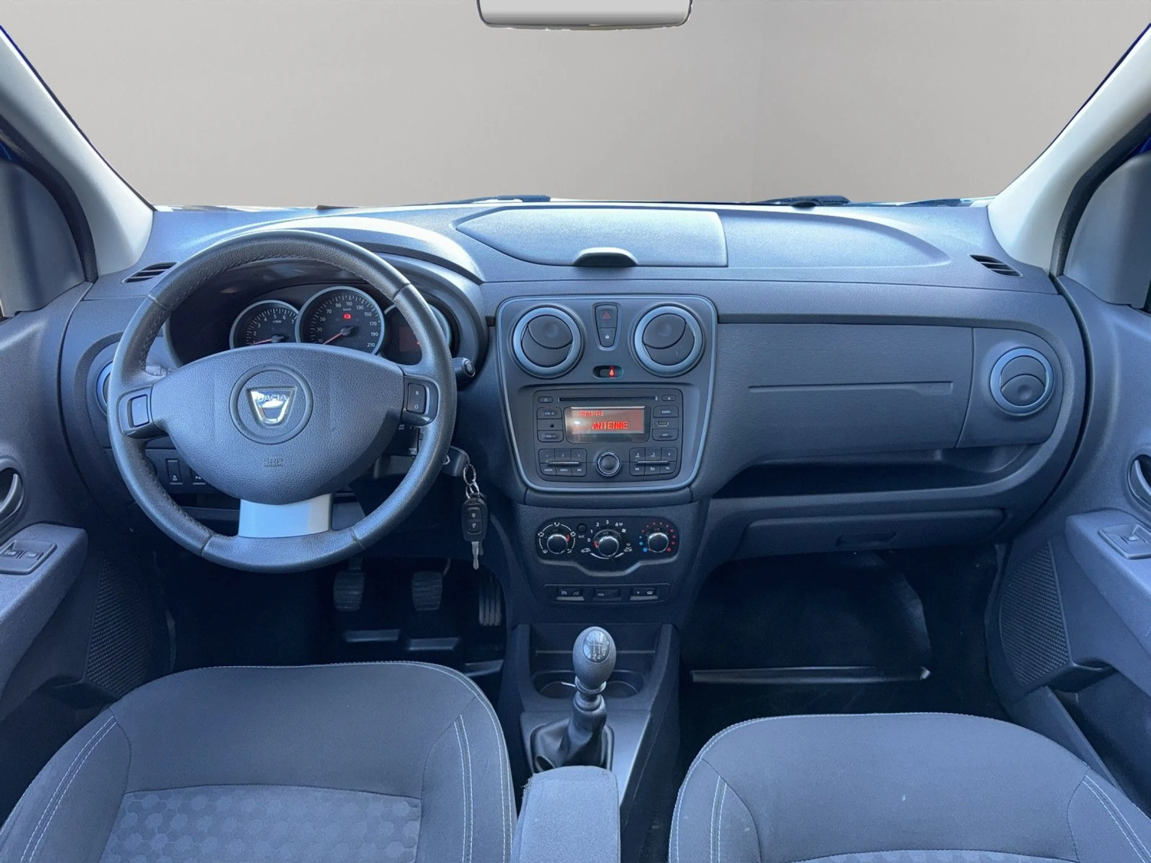 Dacia Lodgy Stepway *Tempomat*Bluetooth*Klimaanlage* — photo 14