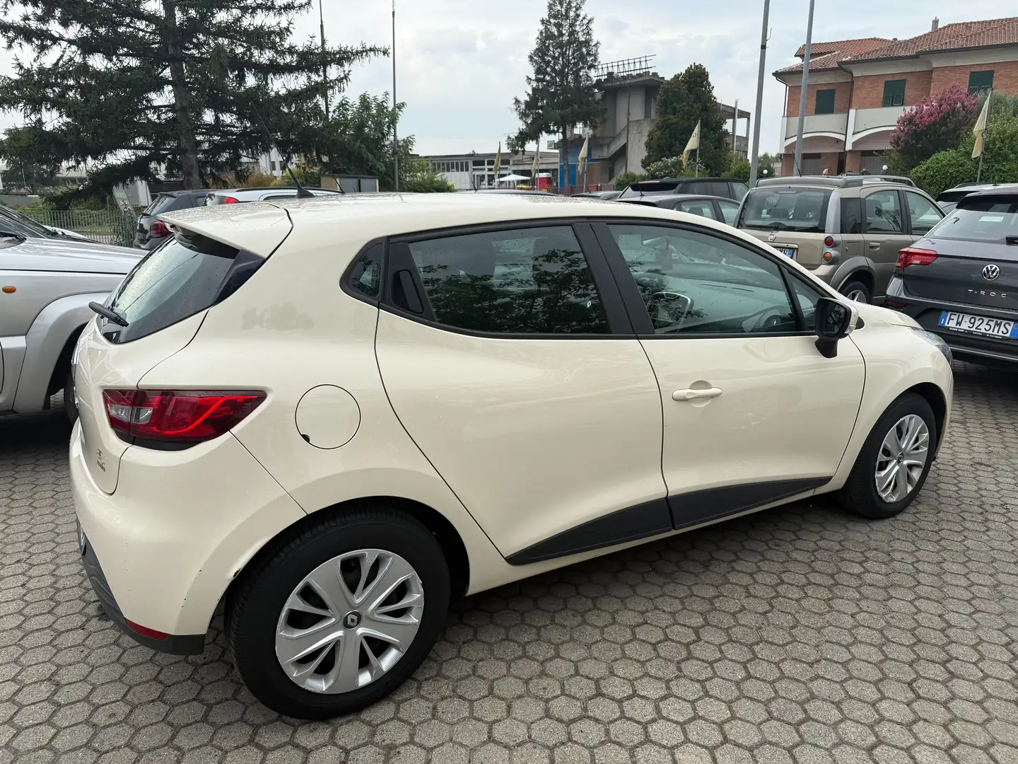 Renault Clio Clio IV 1.2 Life 75cv E6 Beige - 1