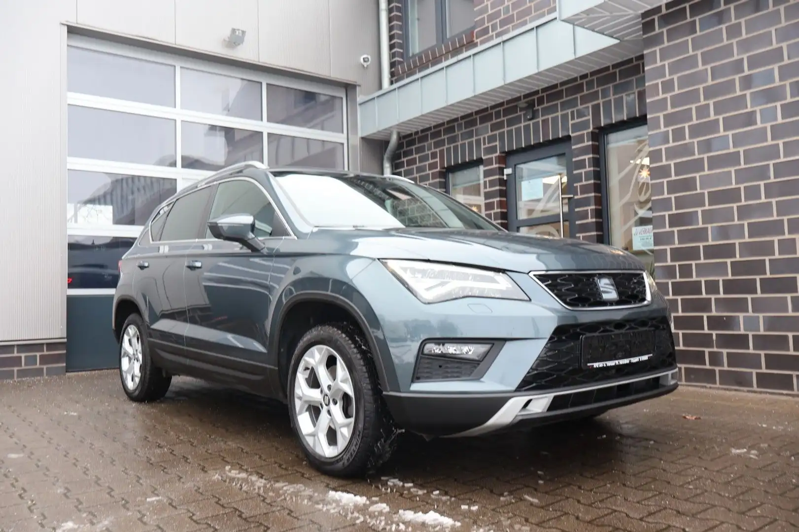 SEAT Ateca Xcellence AHK/LED/Kamera/Automatik Grau - 1