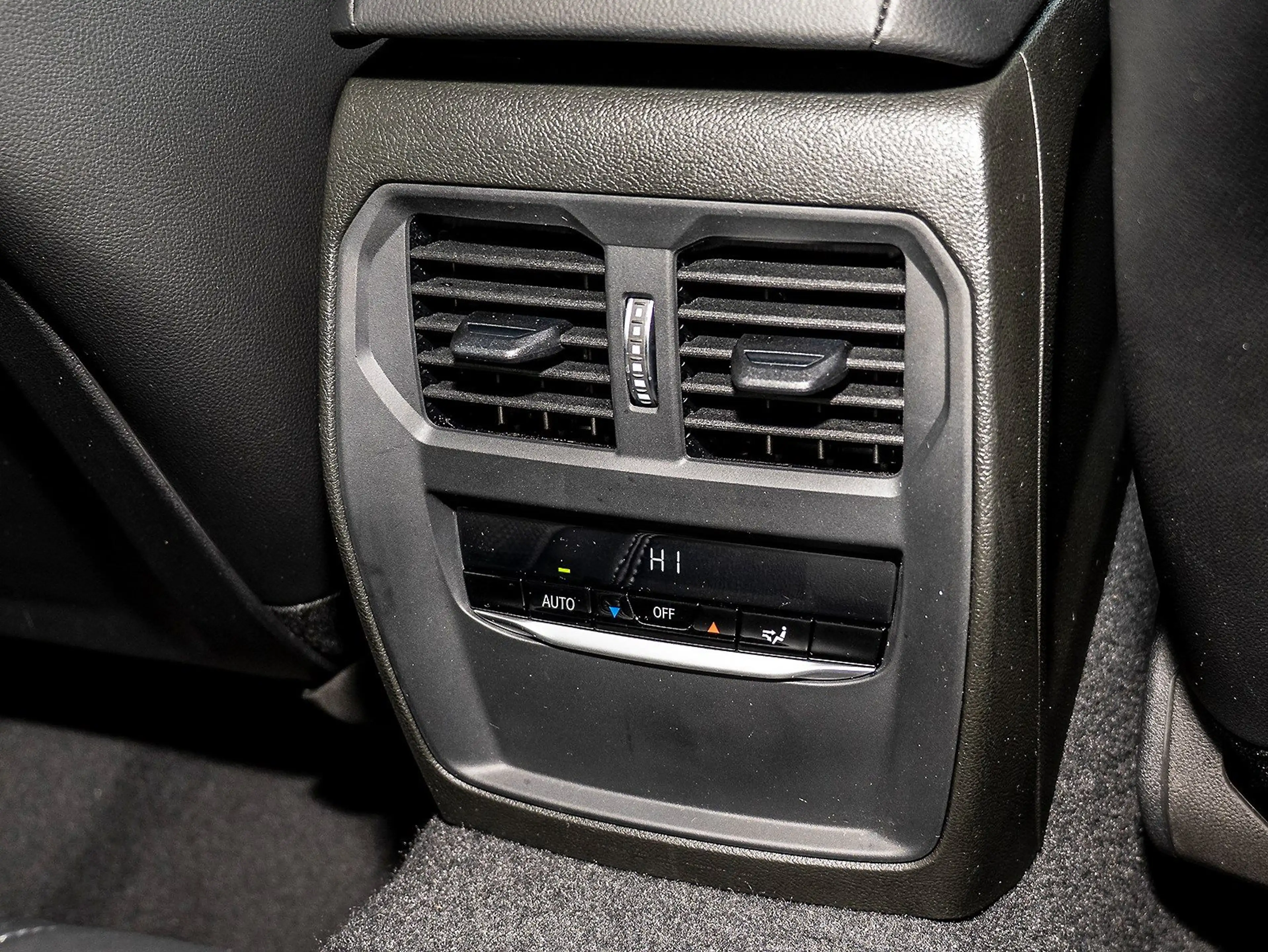 BMW 230 i Coupé DAB Adapt-LED SH Kamera HiFi 1VB — photo 19