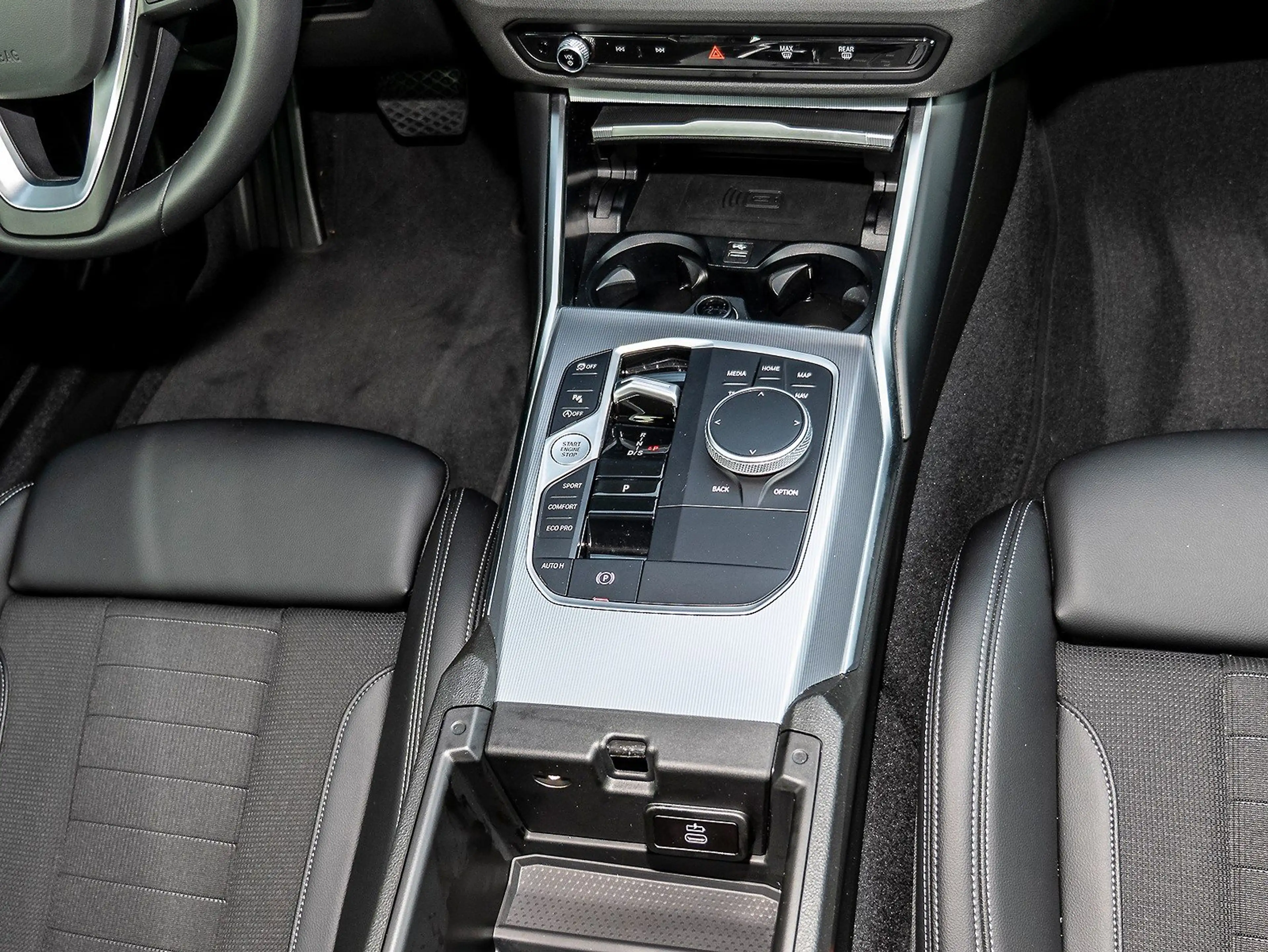 BMW 230 i Coupé DAB Adapt-LED SH Kamera HiFi 1VB — photo 9