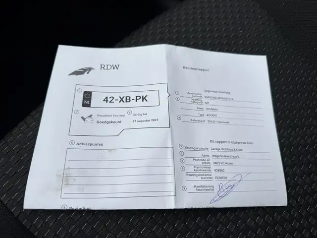 Hyundai Accent view 18