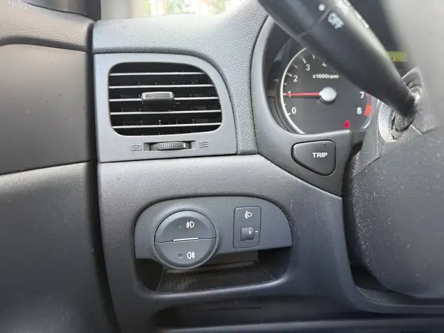 Hyundai Accent view 17