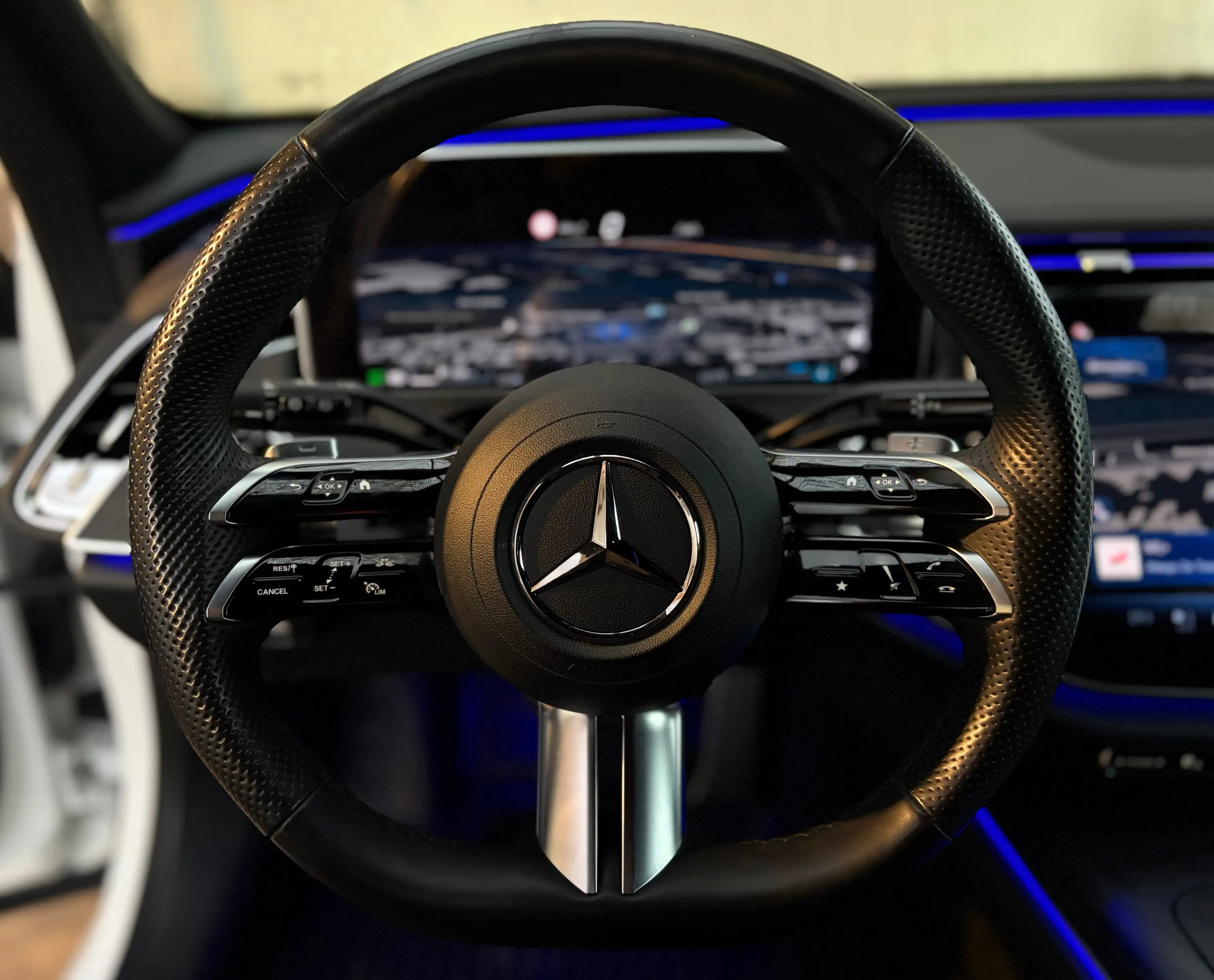 Mercedes-Benz E 220 E Break 220 d AMG Line AMG Line — photo 13