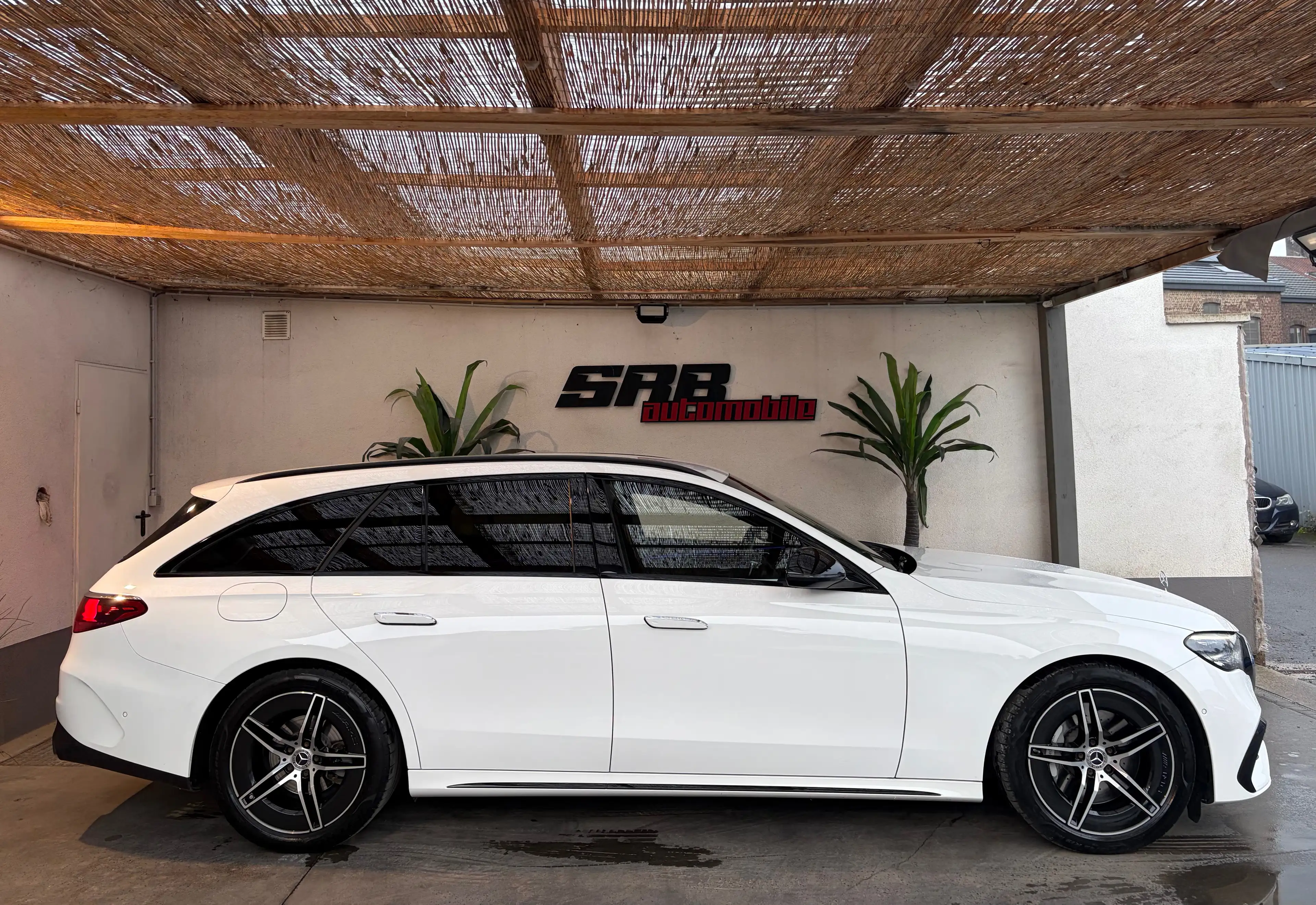 Mercedes-Benz E 220 E Break 220 d AMG Line AMG Line — photo 2