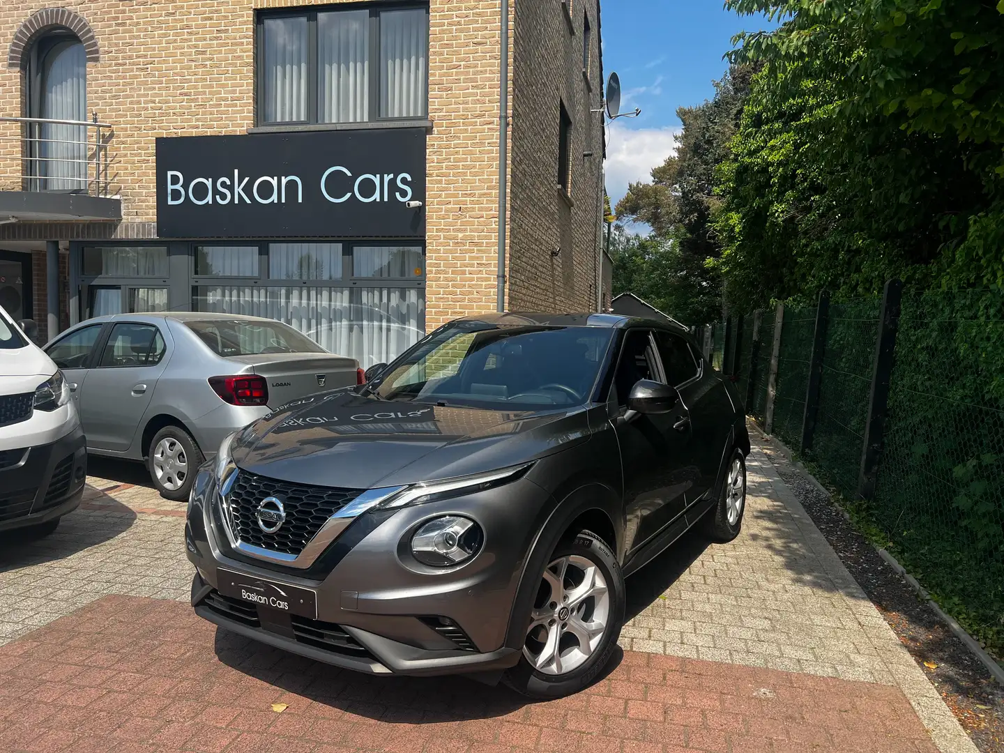 Nissan Juke 1.0 DIG-T/M2020/66.000KM/AIRCO/NAVI/12M GARANTIE Grijs - 1