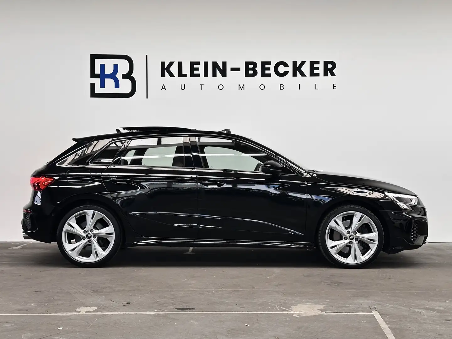 Audi S3 Sportback quattro S-Tr. *Pano*Ambie*Kam*H-Up* Schwarz - 2