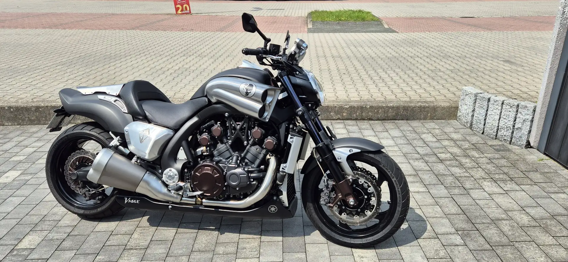 Yamaha Vmax Vmax 1700 Schwarz - 1