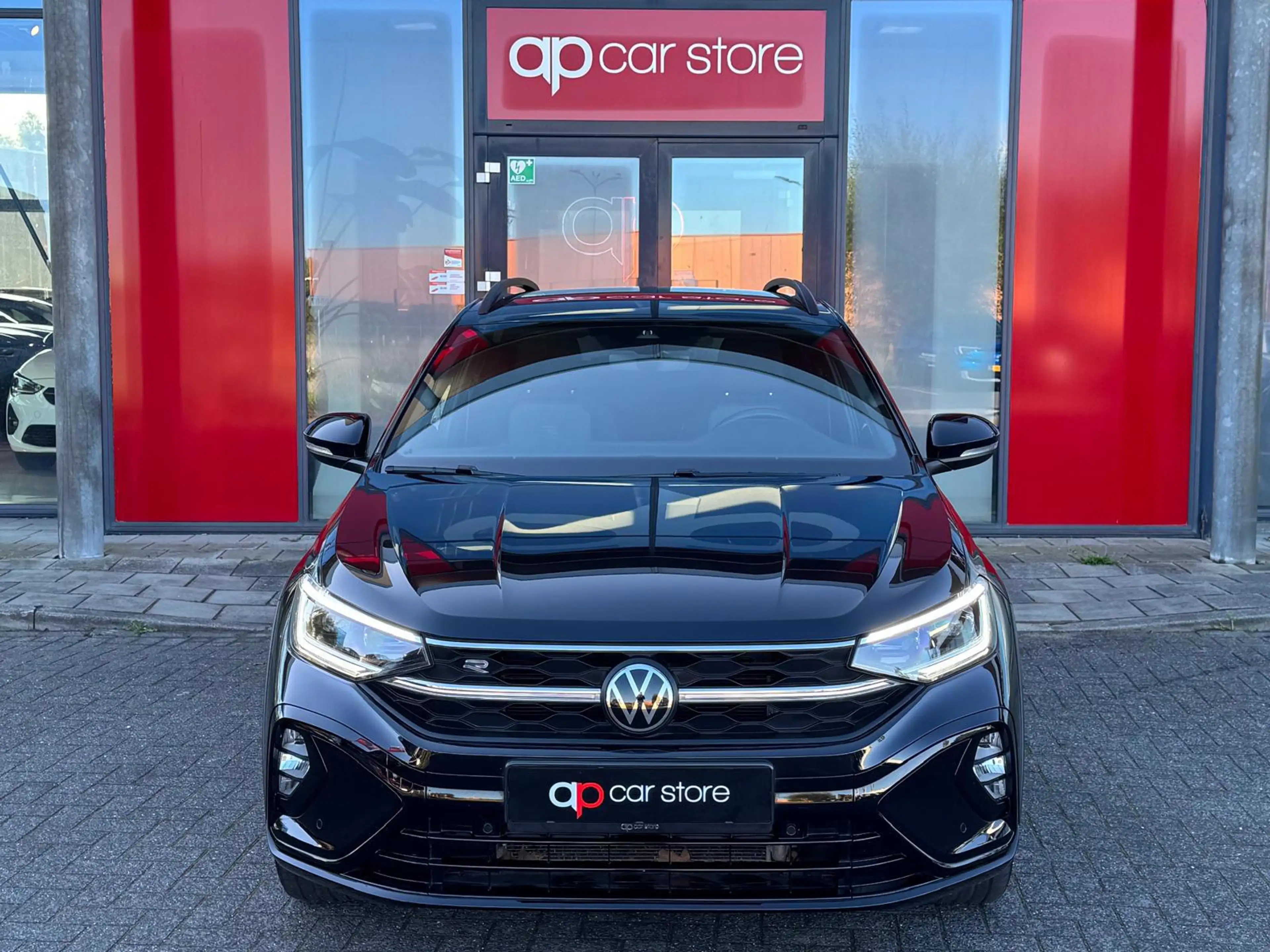 Volkswagen Taigo 1.0 TSI R-Line DSG-7 | IQ-Light | Camera | Parksen — photo 2