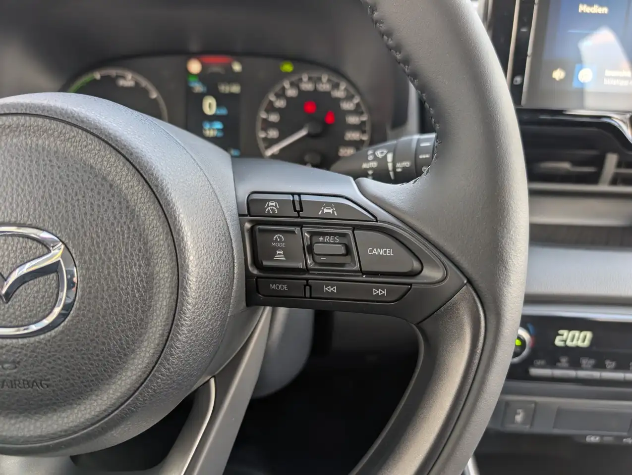 Mazda 2 HYBRID 1.5 EXCLUSIVE-LINE, миниатюра 13