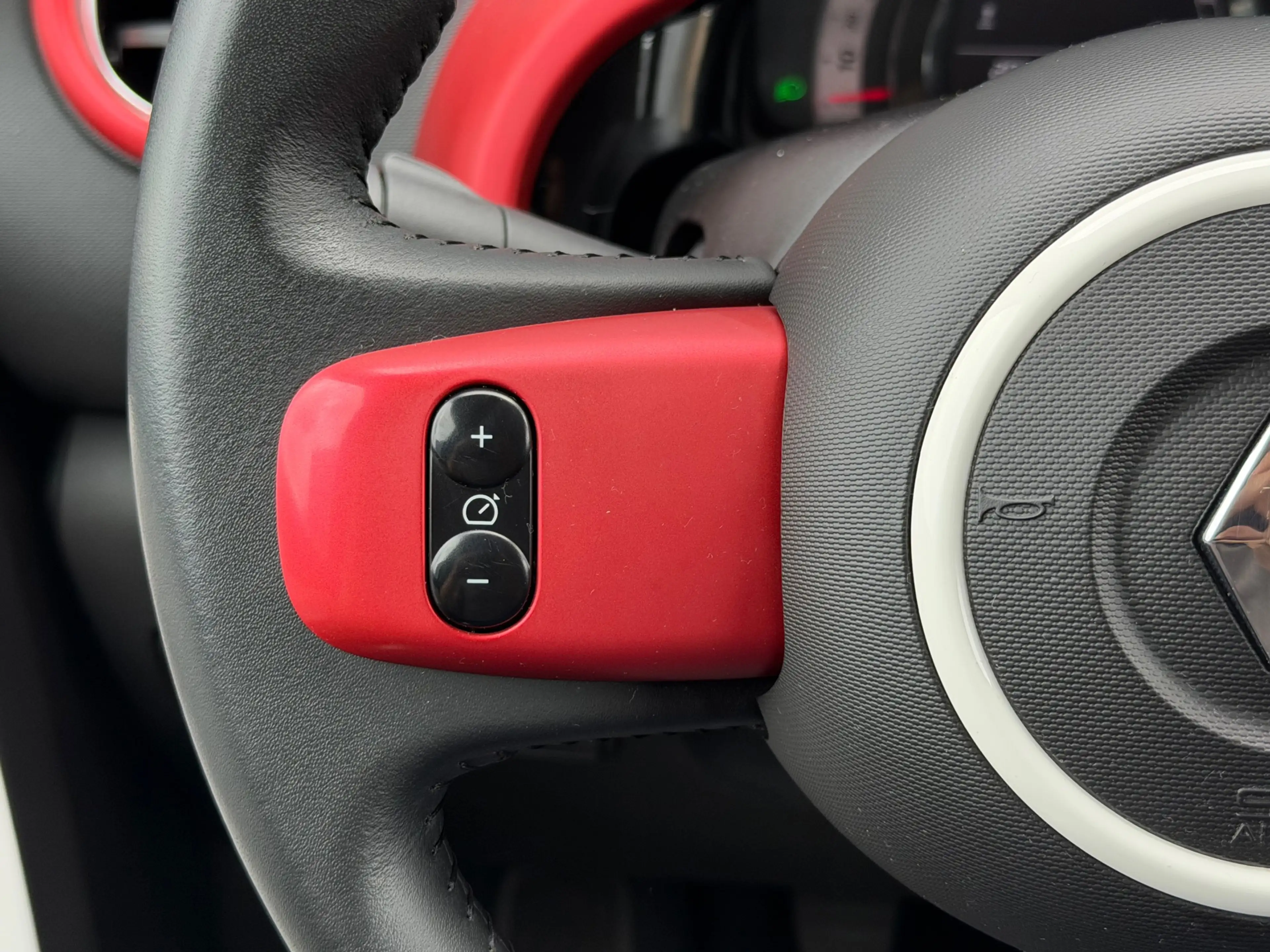 Renault Twingo 0.9 TCe Intens Half-leder|Cruise|Carplay|Camera|St — photo 5