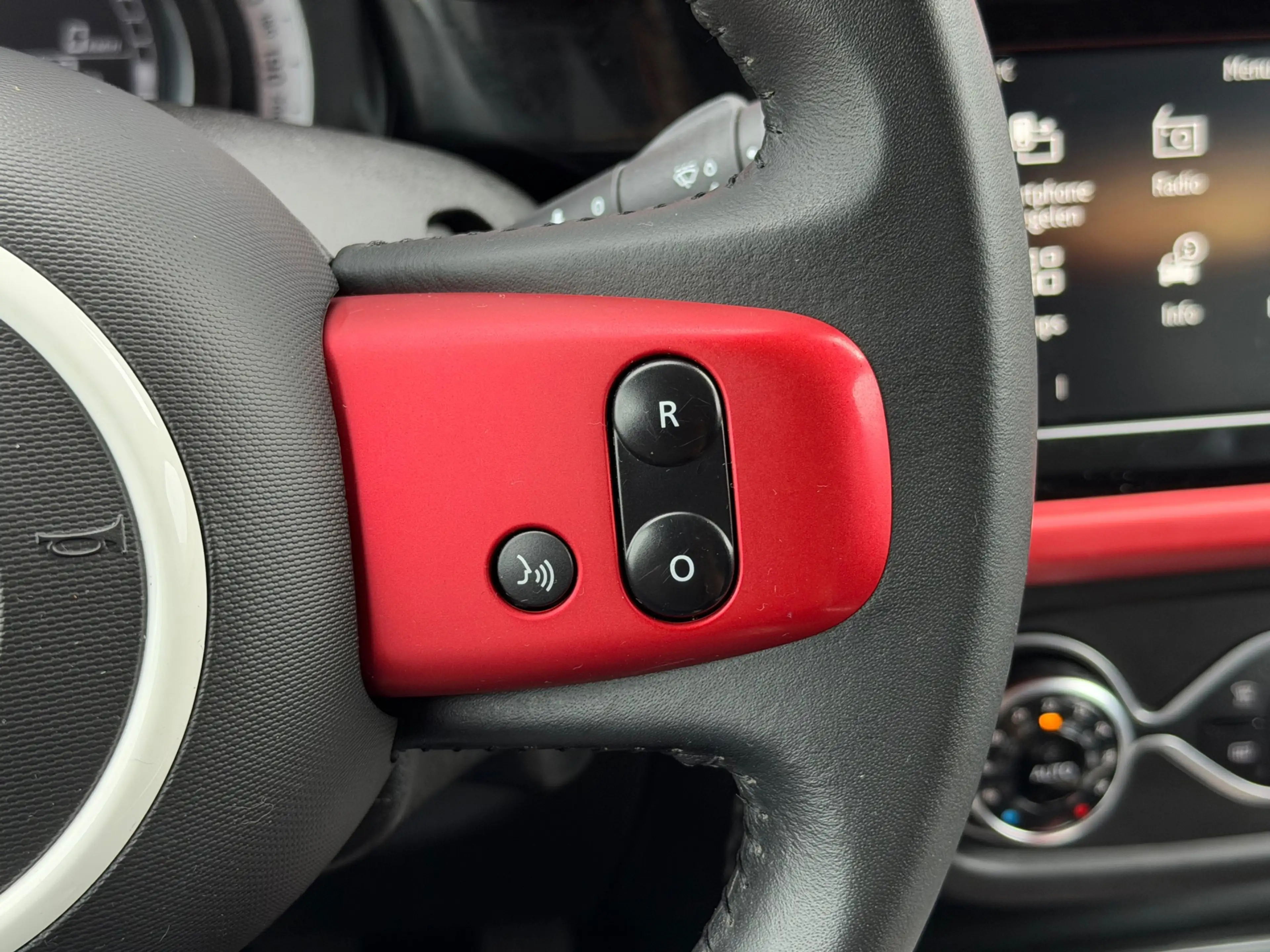 Renault Twingo 0.9 TCe Intens Half-leder|Cruise|Carplay|Camera|St — photo 6