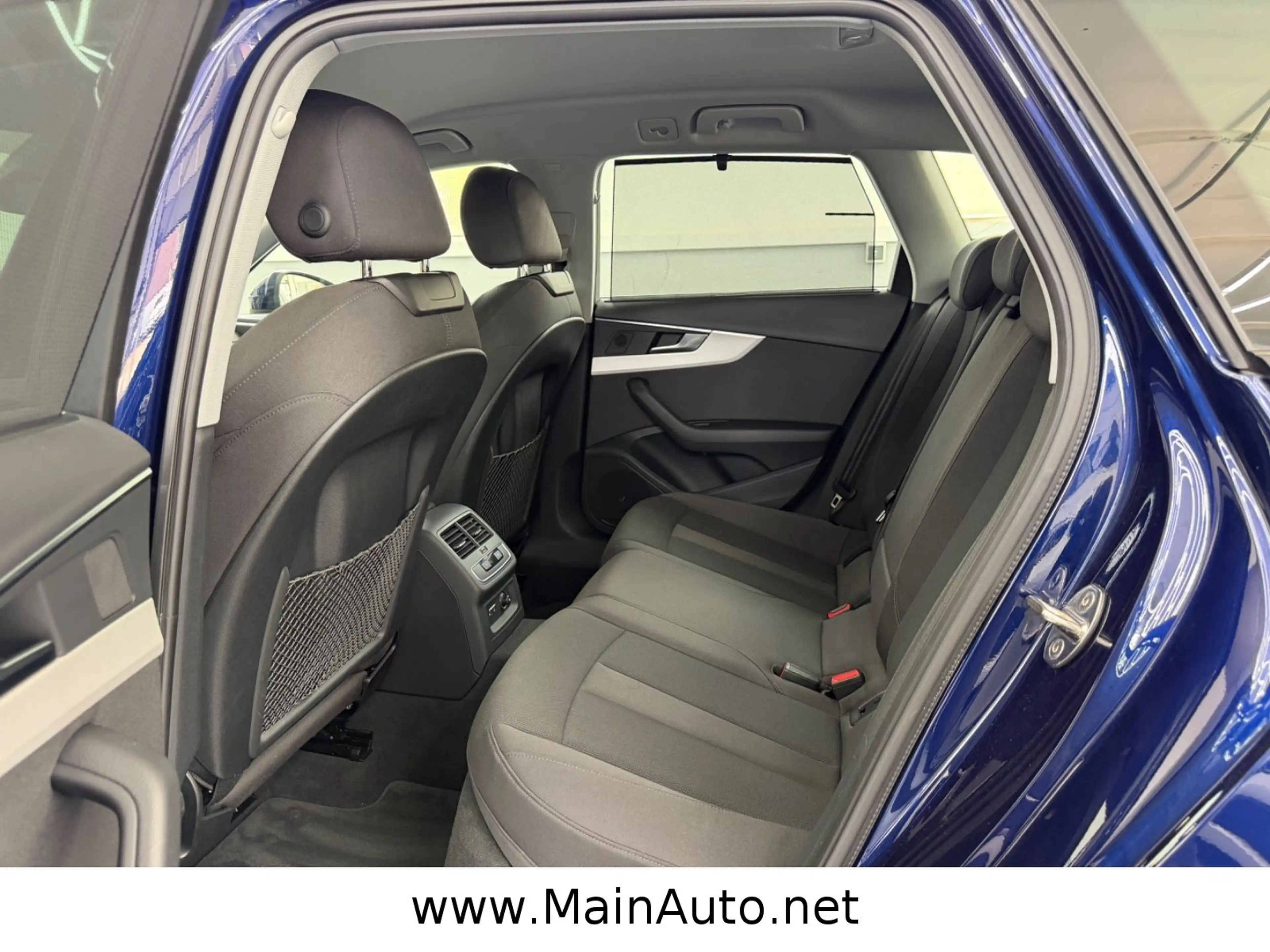 Audi A4 Avant 35 TFSI S-tronic/CAM/SportSitze/SPUR — photo 13