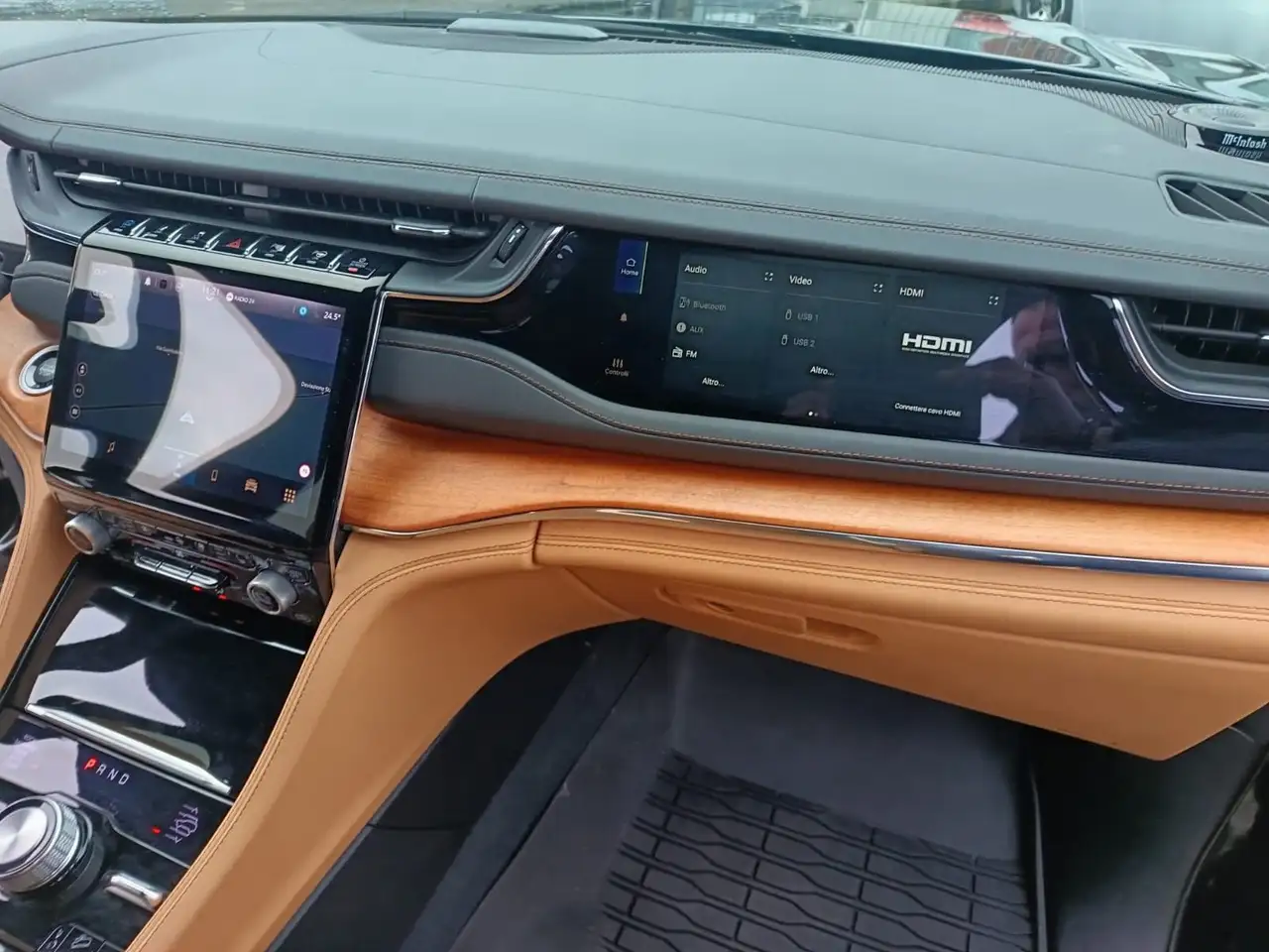 Jeep Grand Cherokee 2.0 PHEV 380CV Summit Reserve Auto 4WD 31