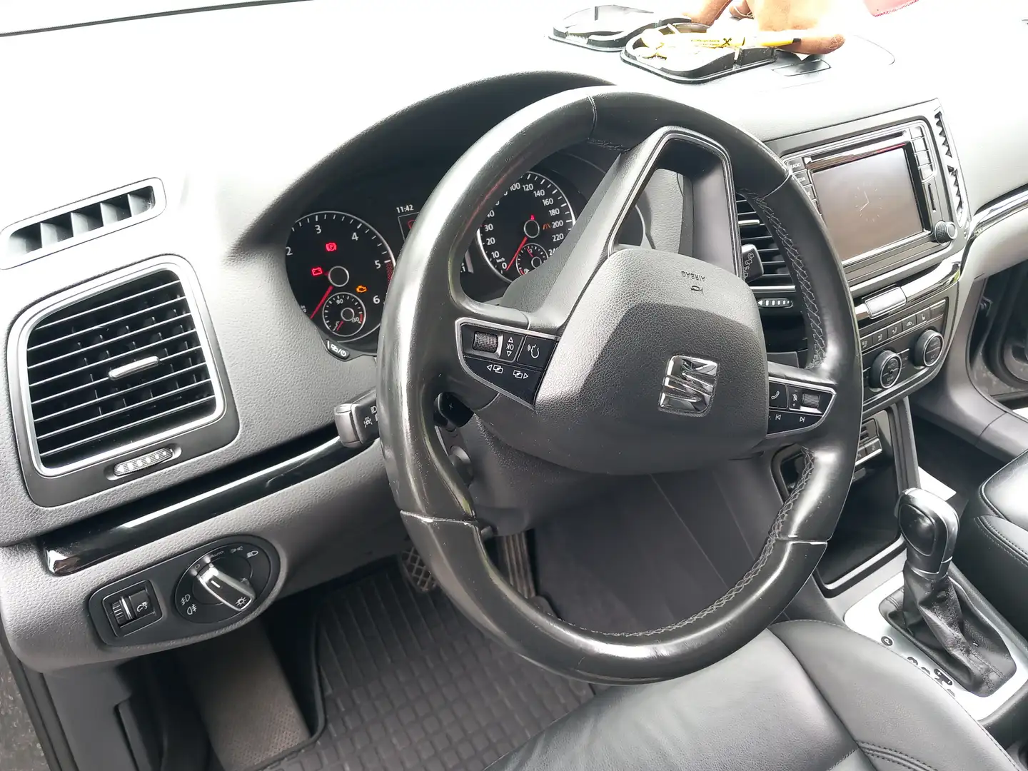 SEAT Alhambra Grau - 2