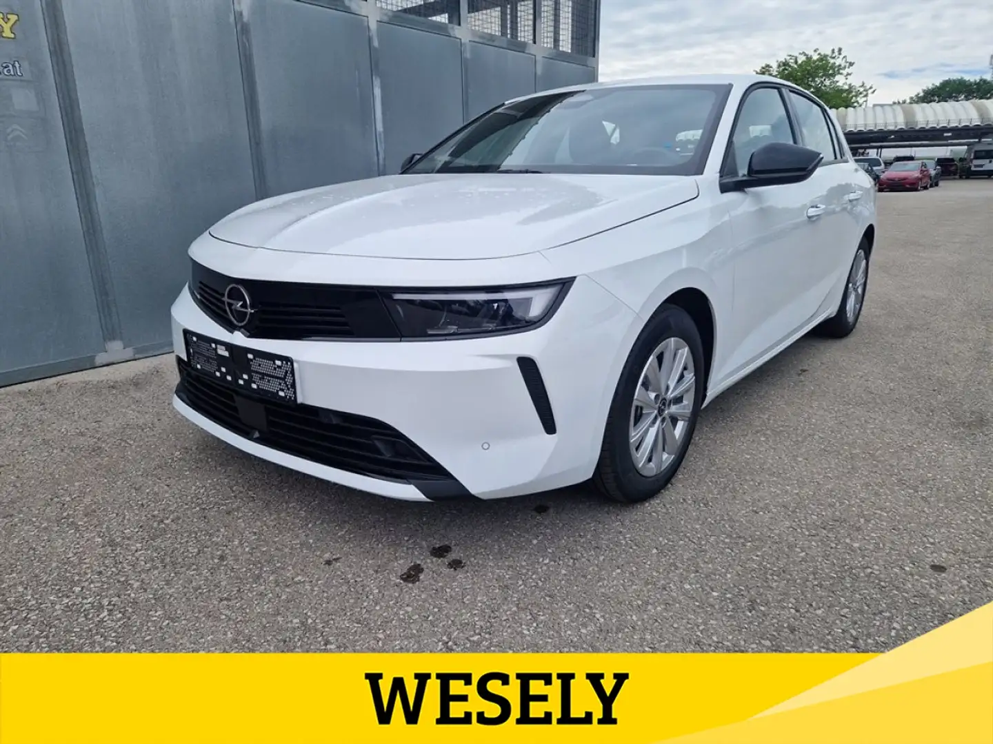 Opel Astra 1,2 Turbo Edition Weiß - 1