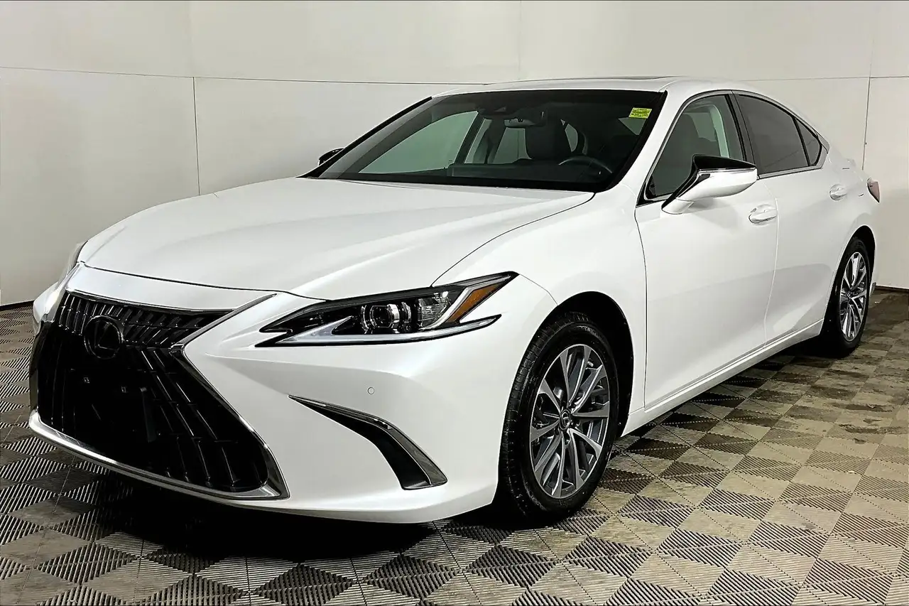 2024 Lexus ES