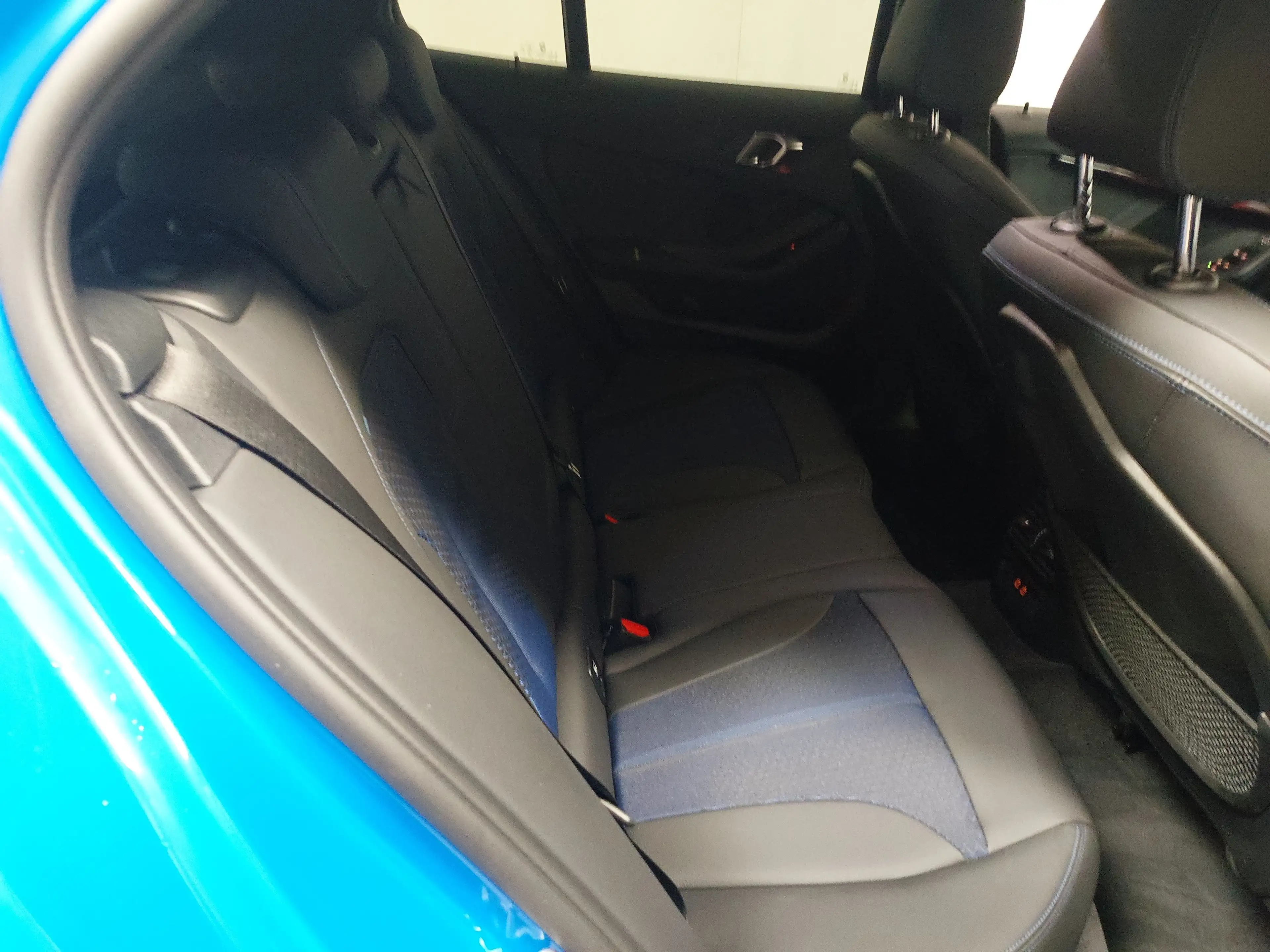 BMW 118 i M-Sport T-Leder Navi LED LC prof. RFK — photo 12