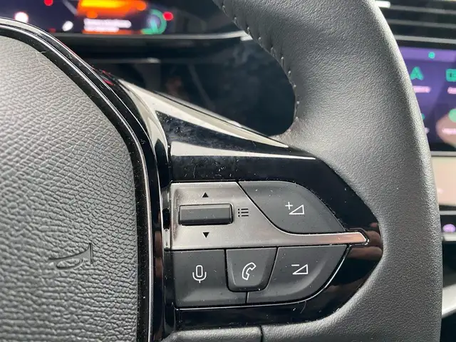 Peugeot 408 view 13