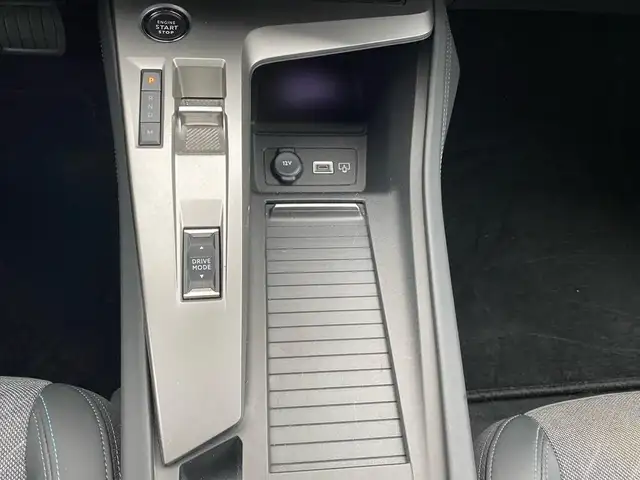 Peugeot 408 view 11