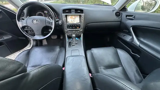 Lexus IS 250