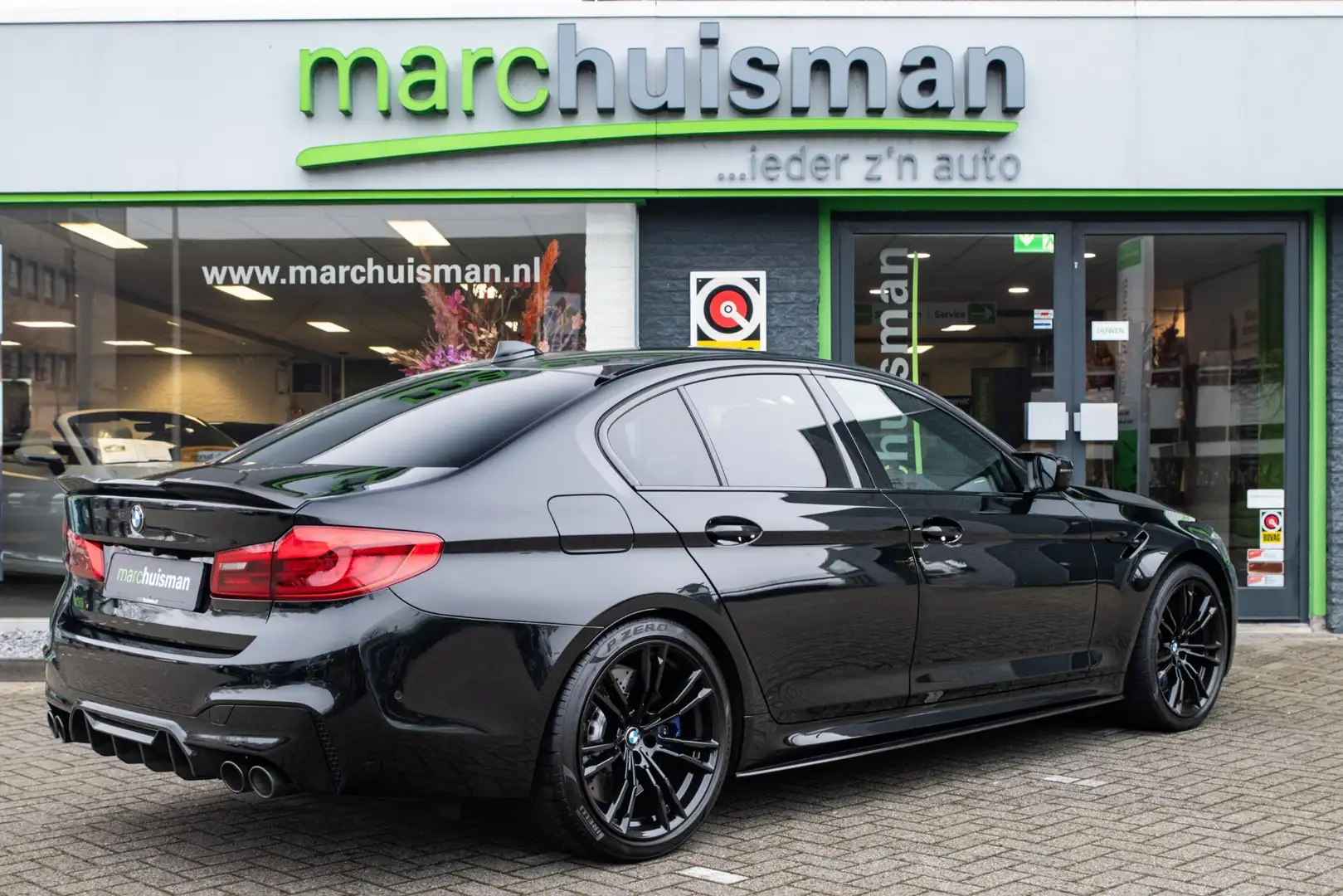 BMW M5 5-serie / HARMAN KARDON / HEAD-UP / 20 INCH Černá - 2