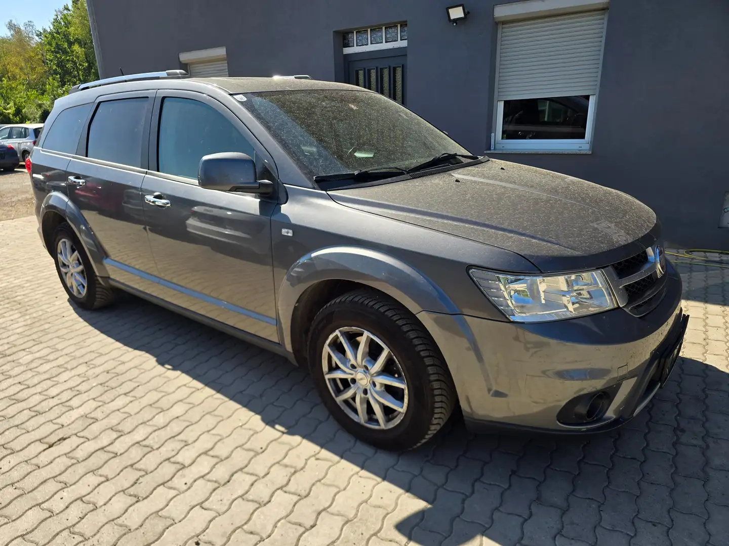 Fiat Freemont Freemont 2,0 Multijet II 170 Lounge AWD Aut. Grau - 2