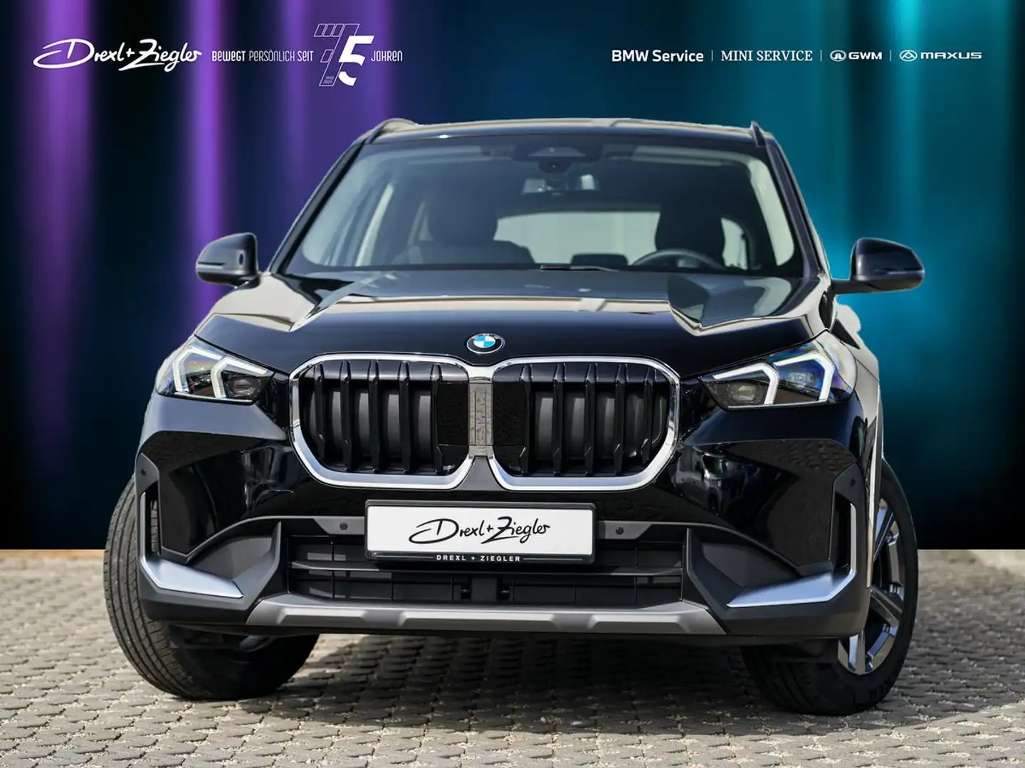 BMW X1 sDrive20i AHK AdLED PanoDach Travel+PremPaket Schwarz - 1