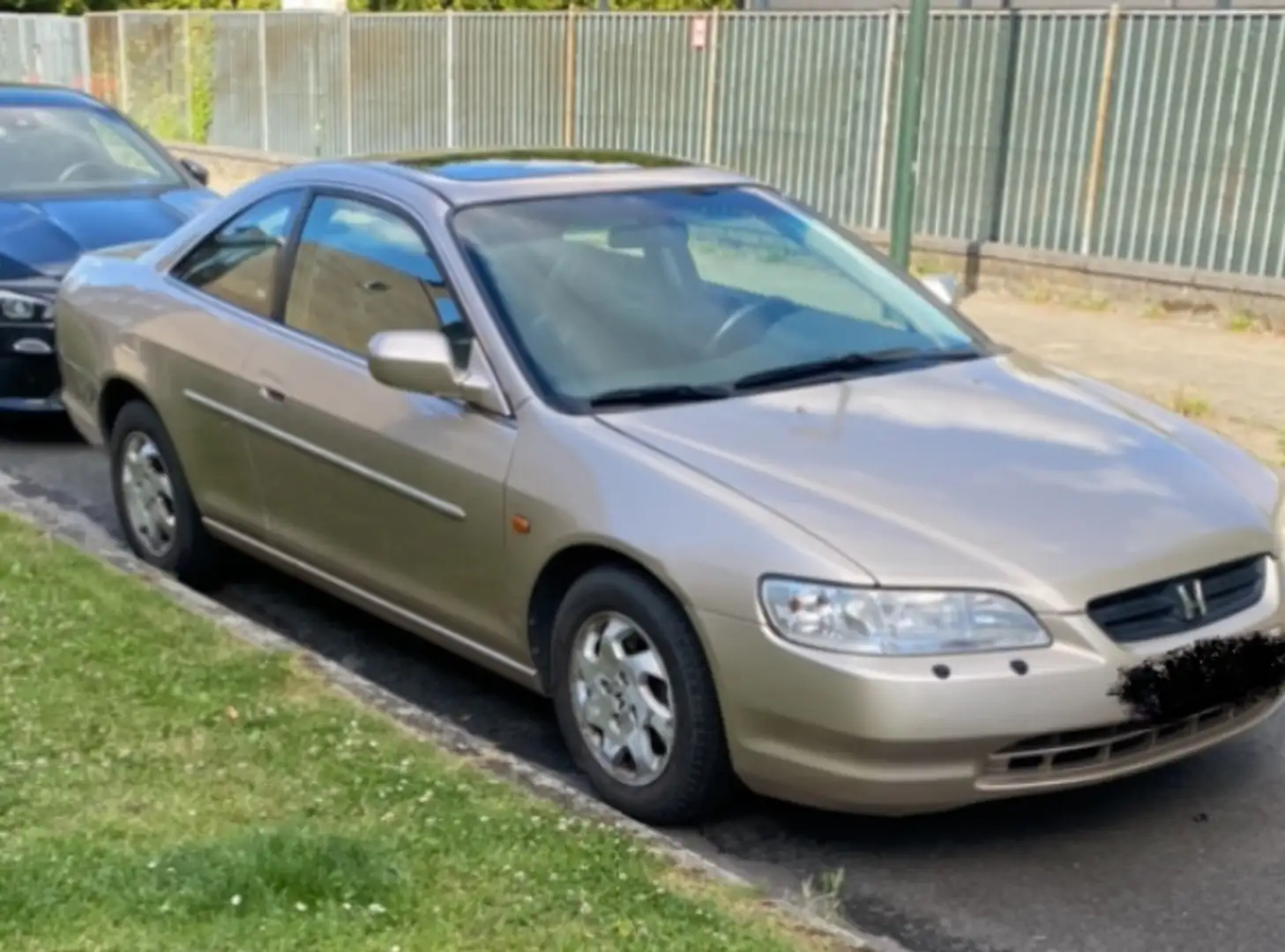 Honda Accord 2.0i 16v ES - 1