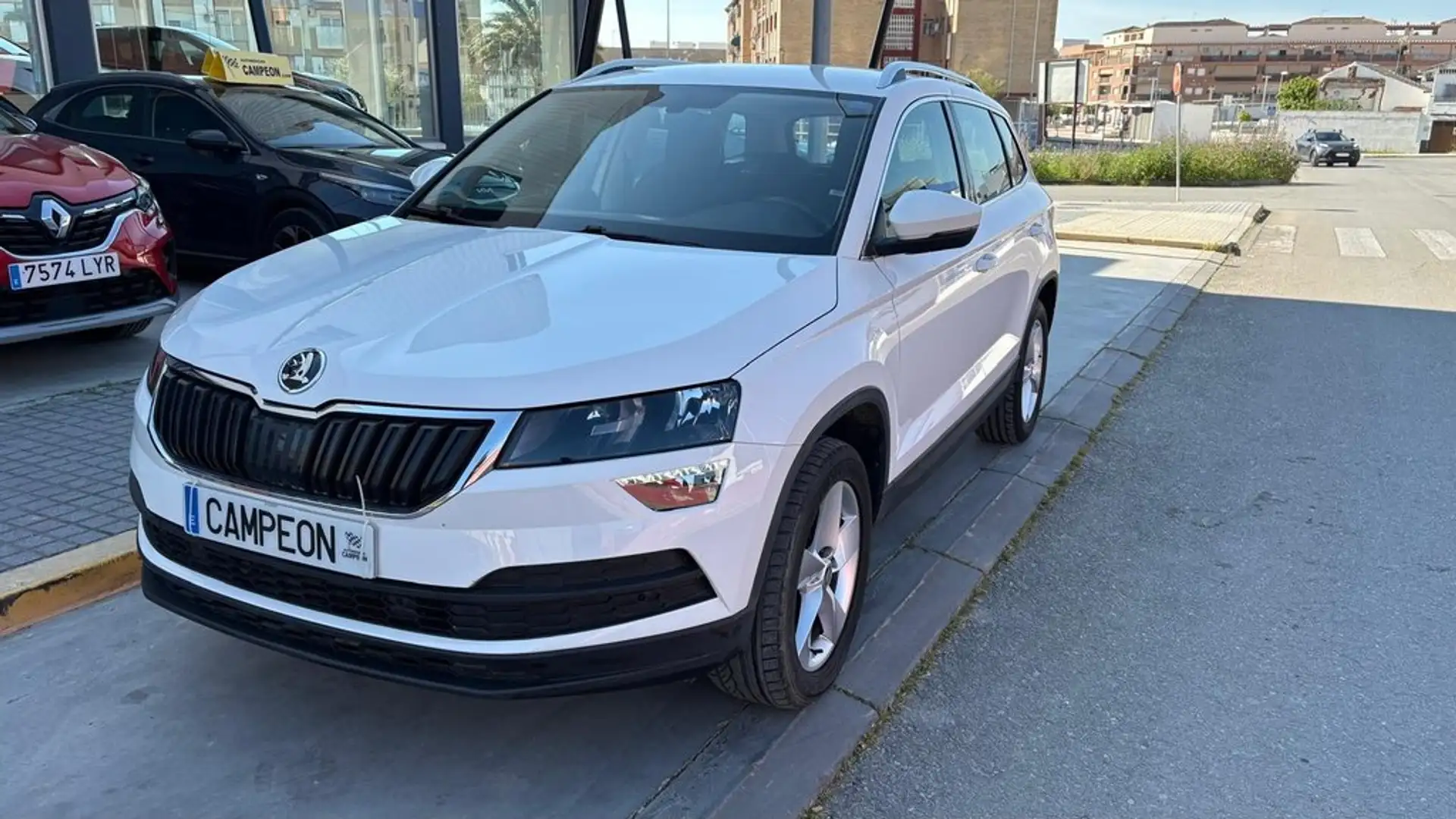 Skoda Karoq 2.0TDI AdBlue Ambition 4x4 DSG 110kW Blanco - 1