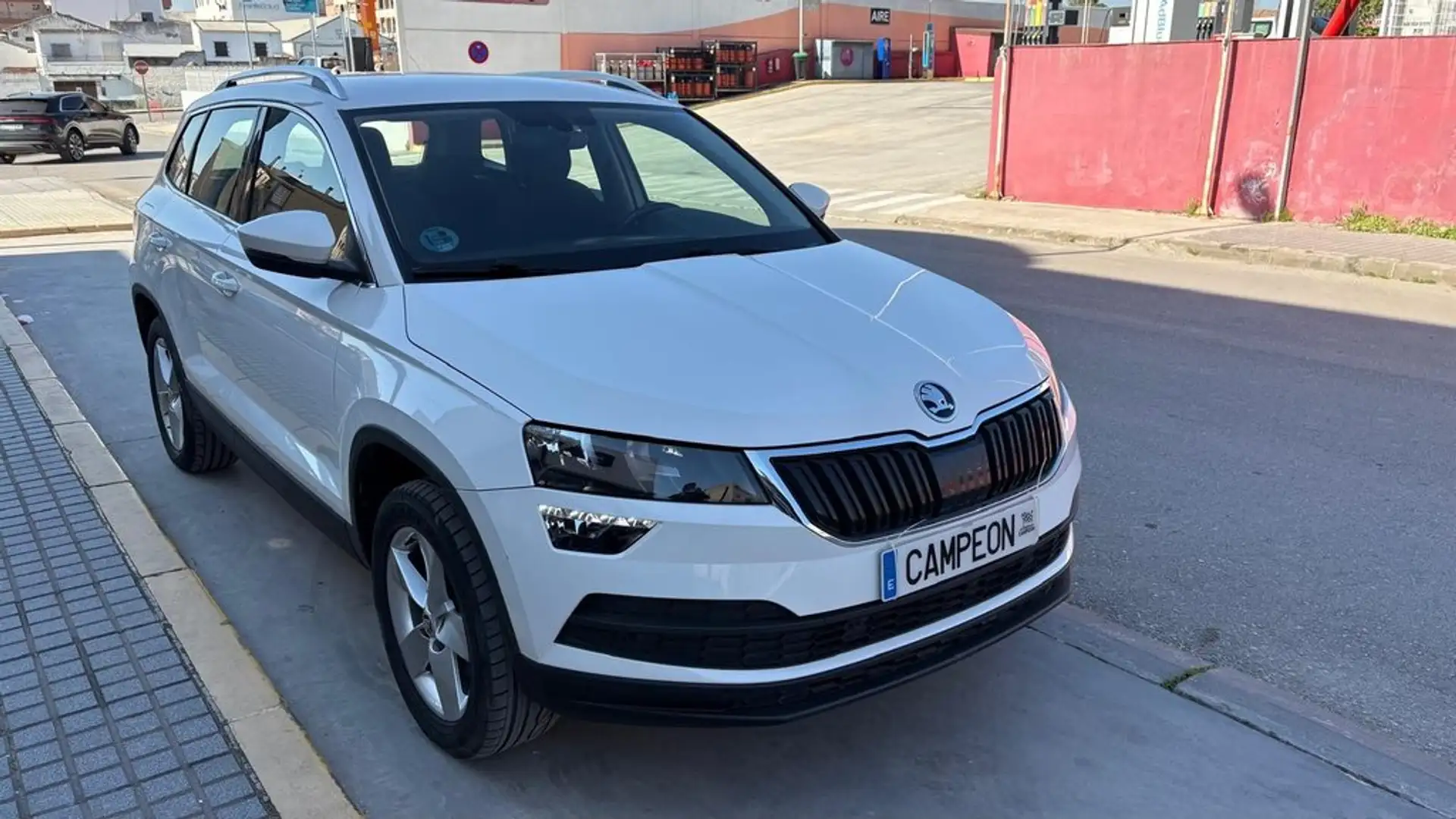 Skoda Karoq 2.0TDI AdBlue Ambition 4x4 DSG 110kW Blanco - 2