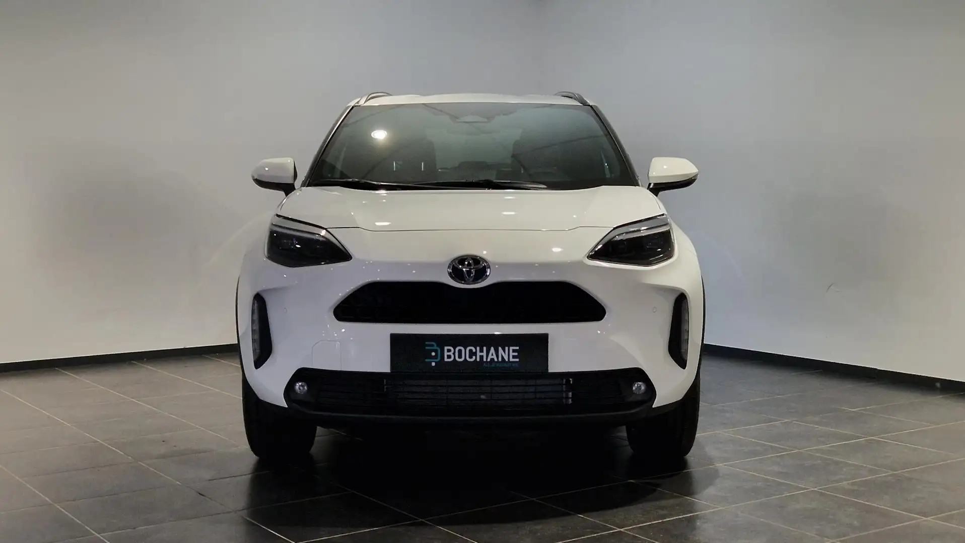 Toyota Yaris Cross 1.5 Hybrid 130 Dynamic | Comfort Pack Wit - 2