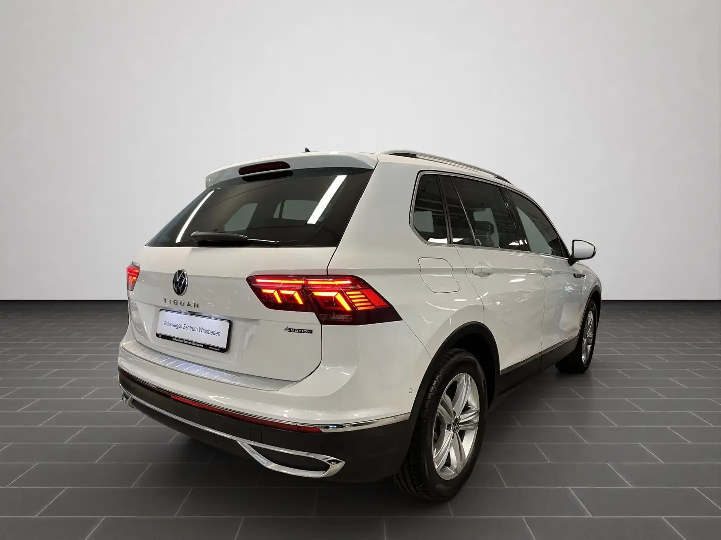 Volkswagen Tiguan 2.0 TDI DSG 4Mot. Elegance, Navi, Sitzh., Weiß - 2